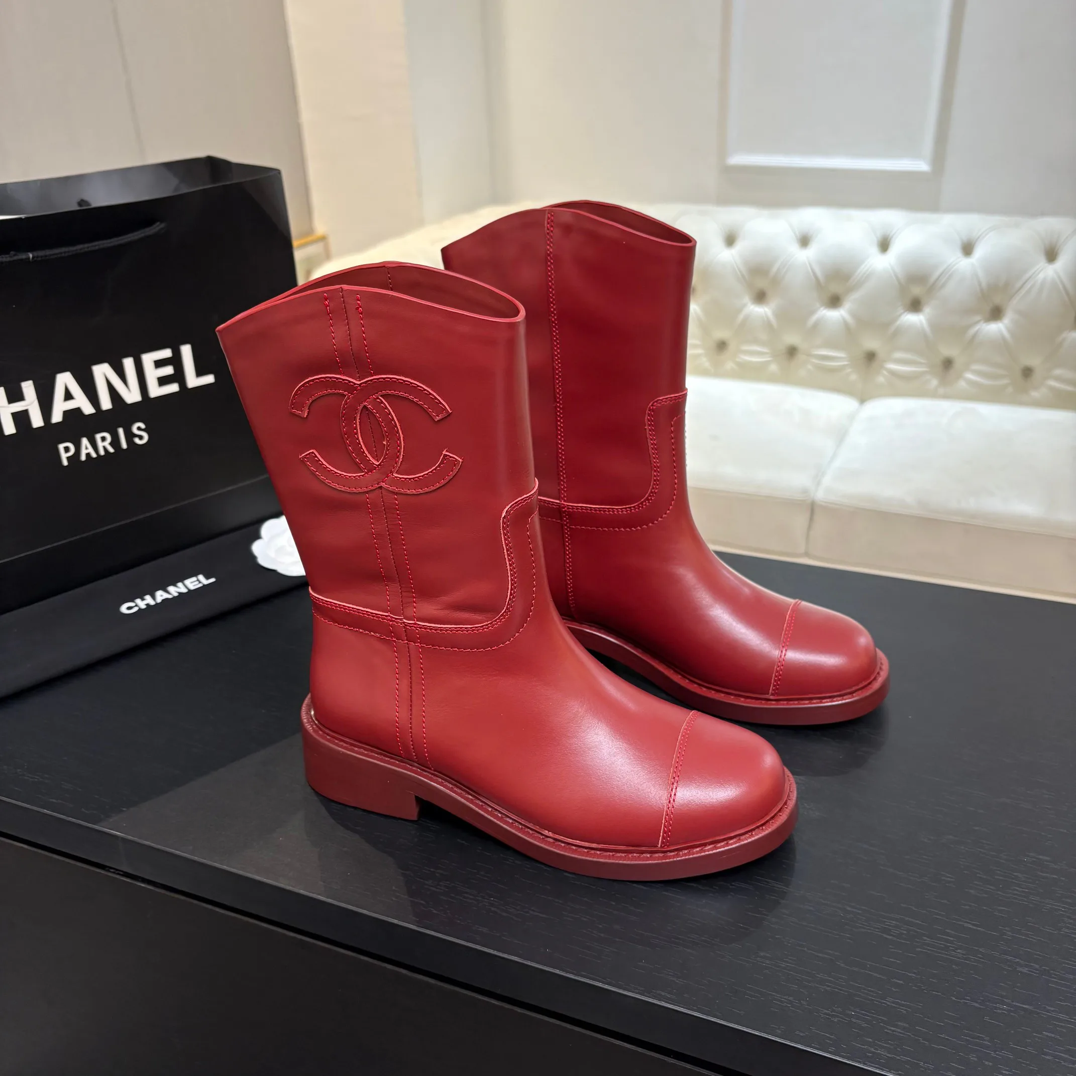 Women's Boots CHANEL 18062796