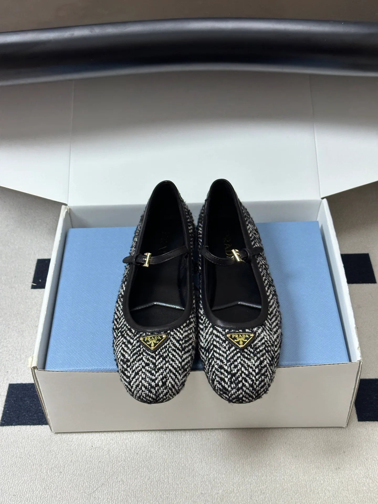 Women's Ballet Flats PRADA 18520378