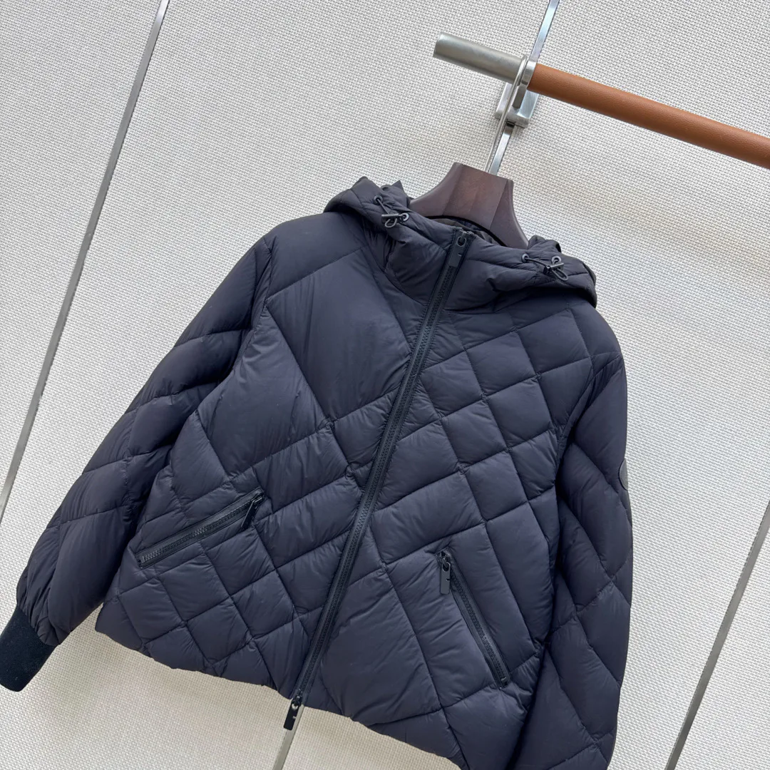 Women's Jackets And Down Jackets BURBERRY 18108277
