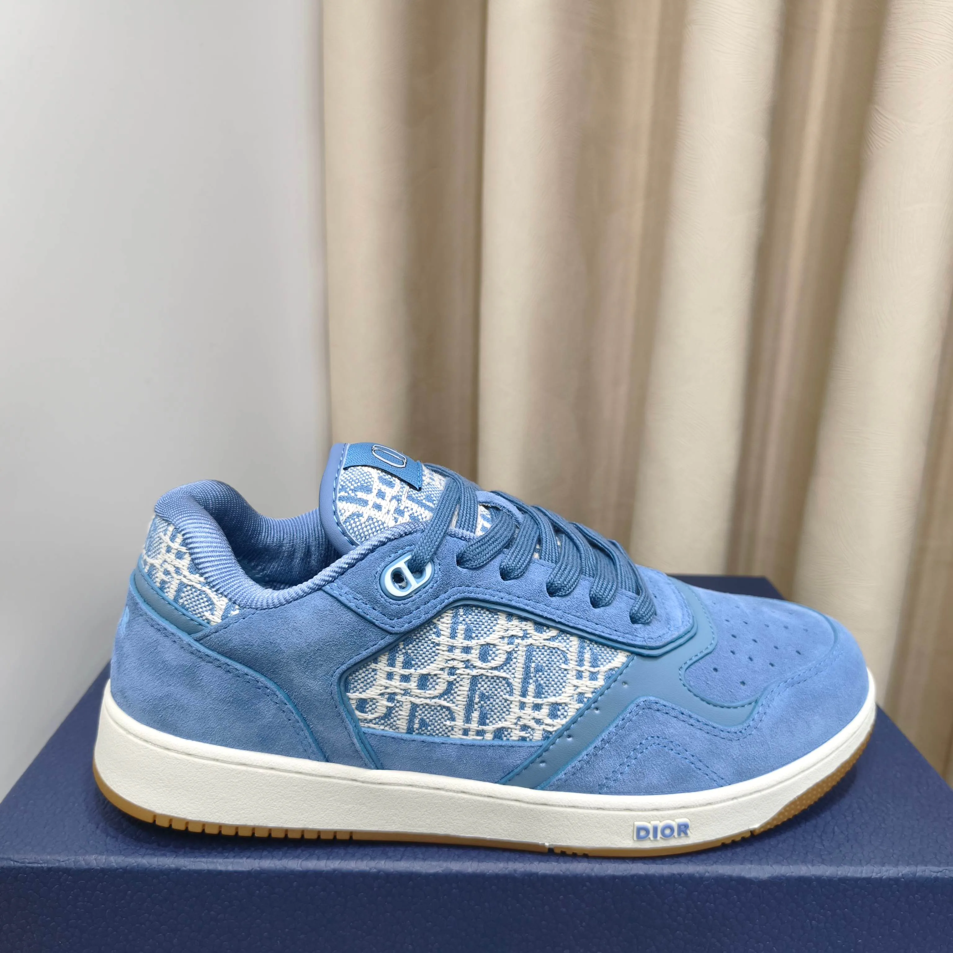 Women's Sneakers CHRISTIAN DIOR 17988876