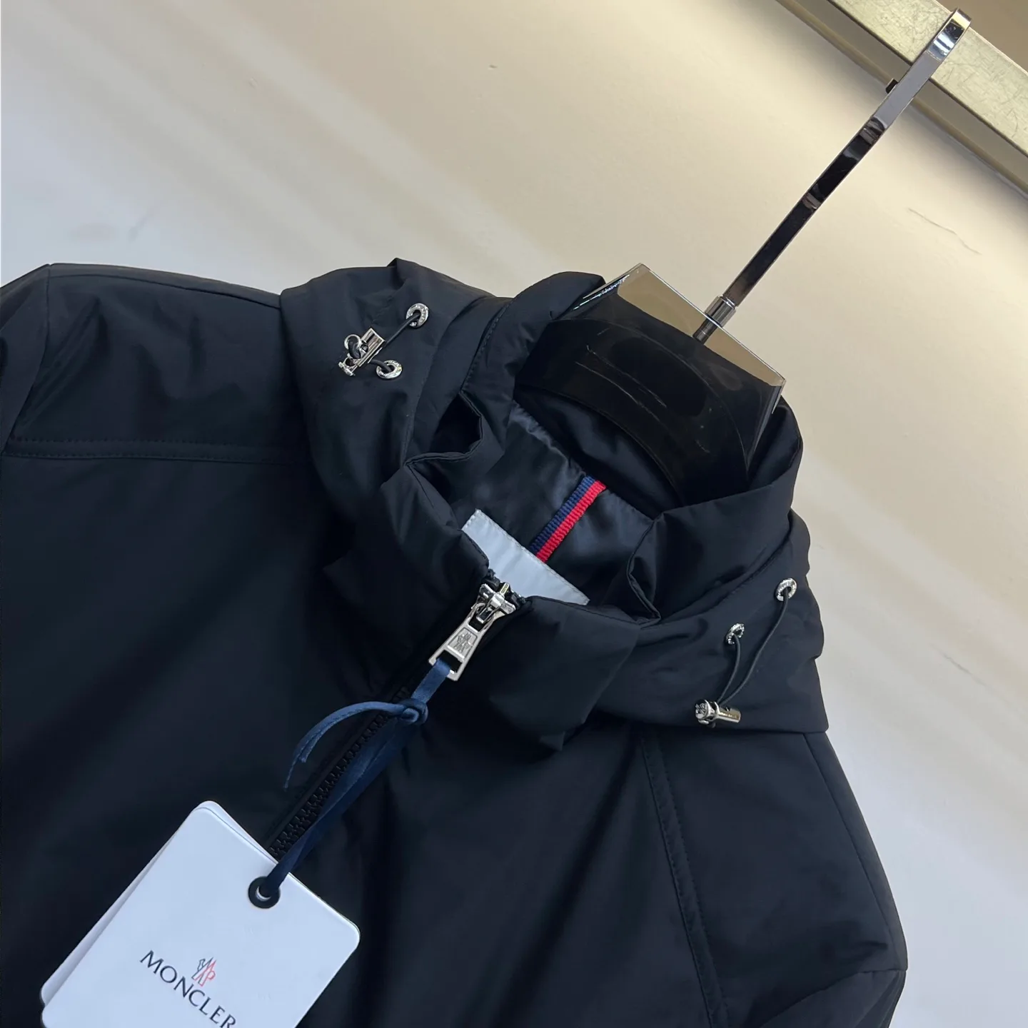Women's Jackets And Down Jackets MONCLER 17340711