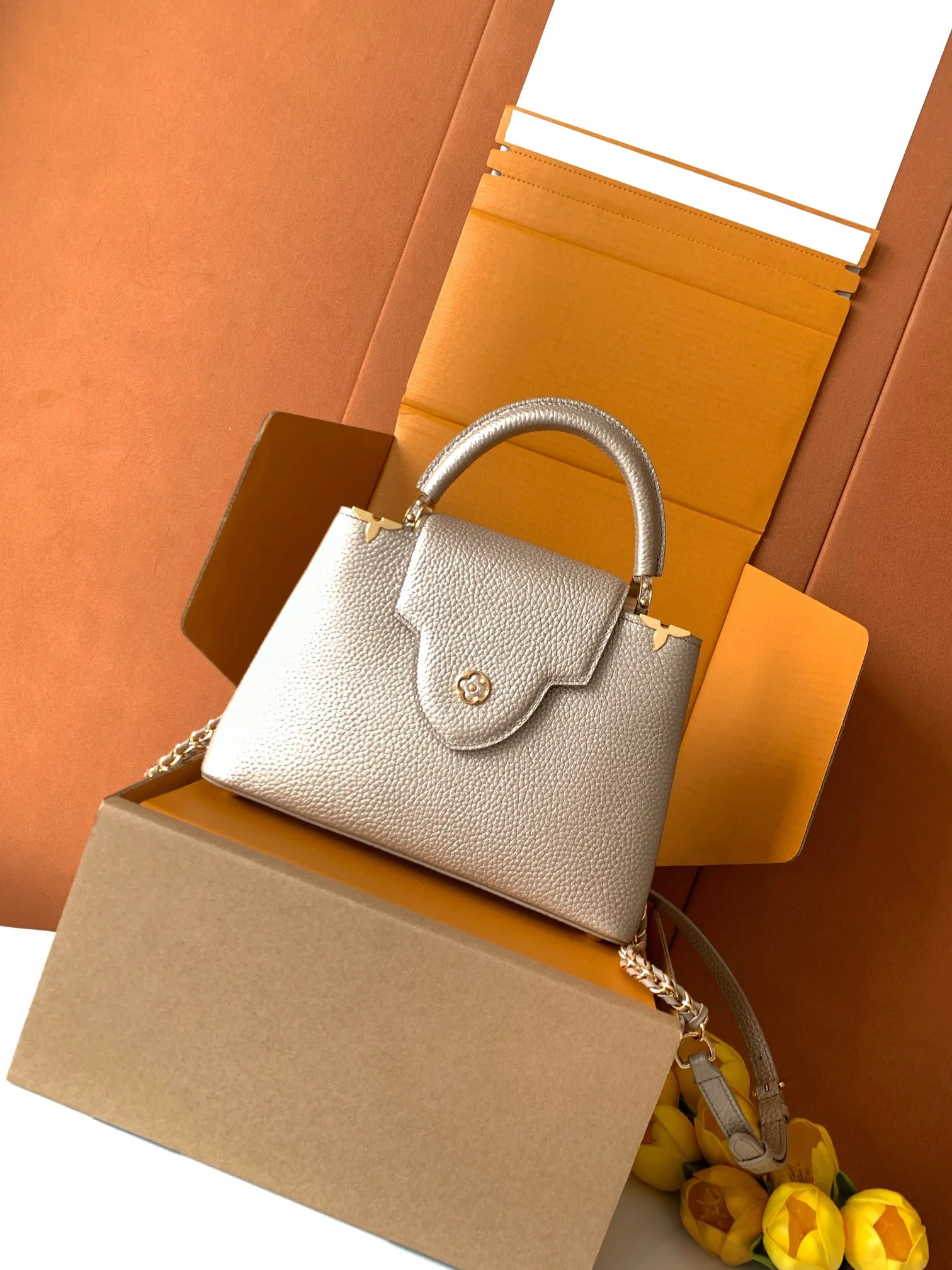 Women's Classic Handbags LOUIS VUITTON 18520978