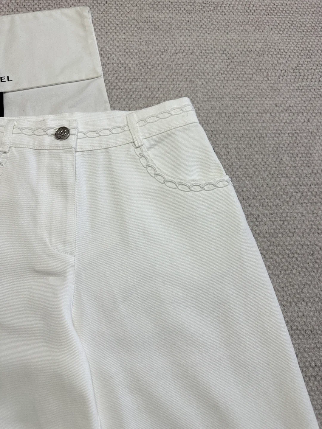 Women's Jeans CHANEL 18189351