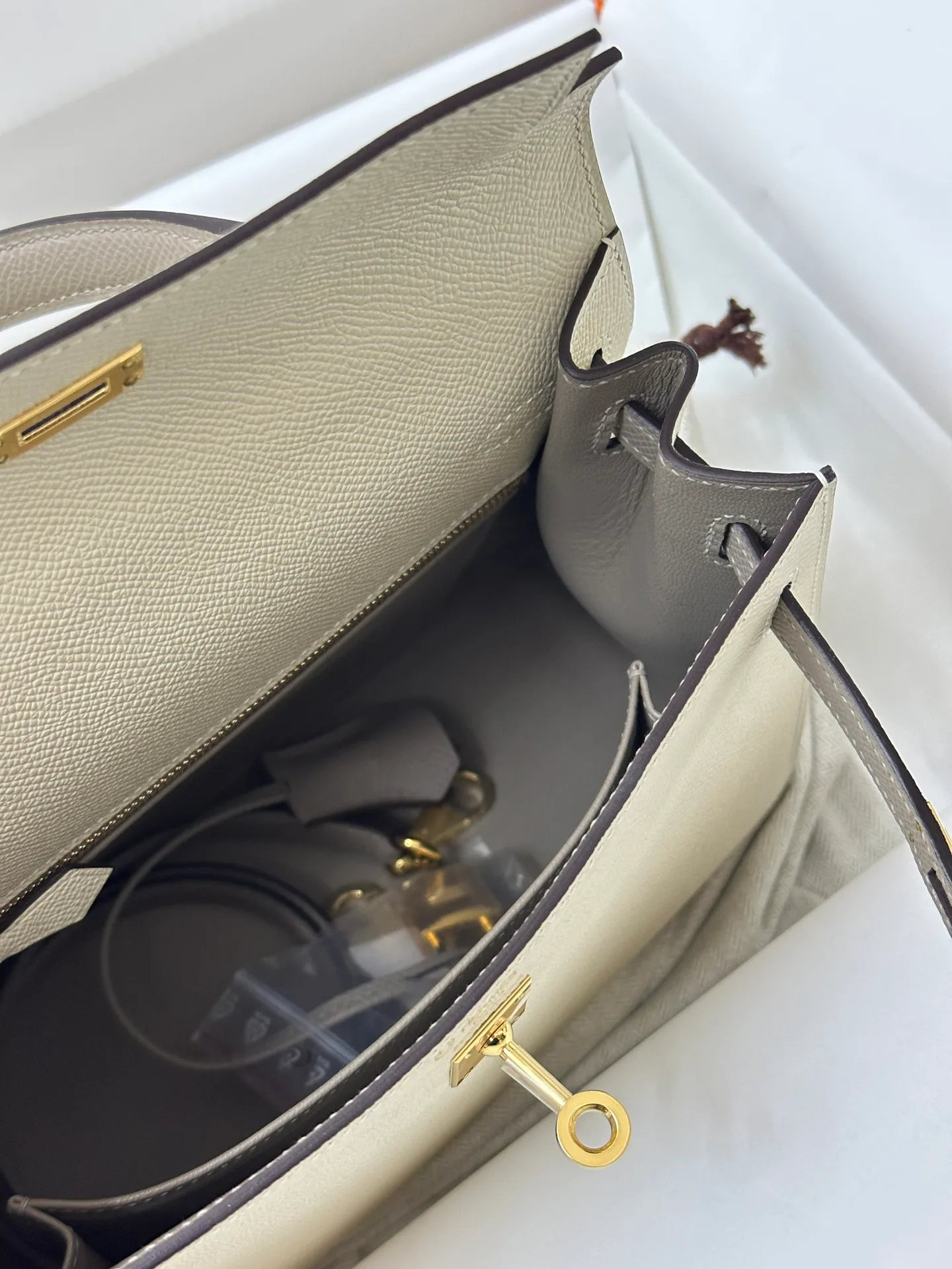 Women's Classic Handbags HERMES 18454929