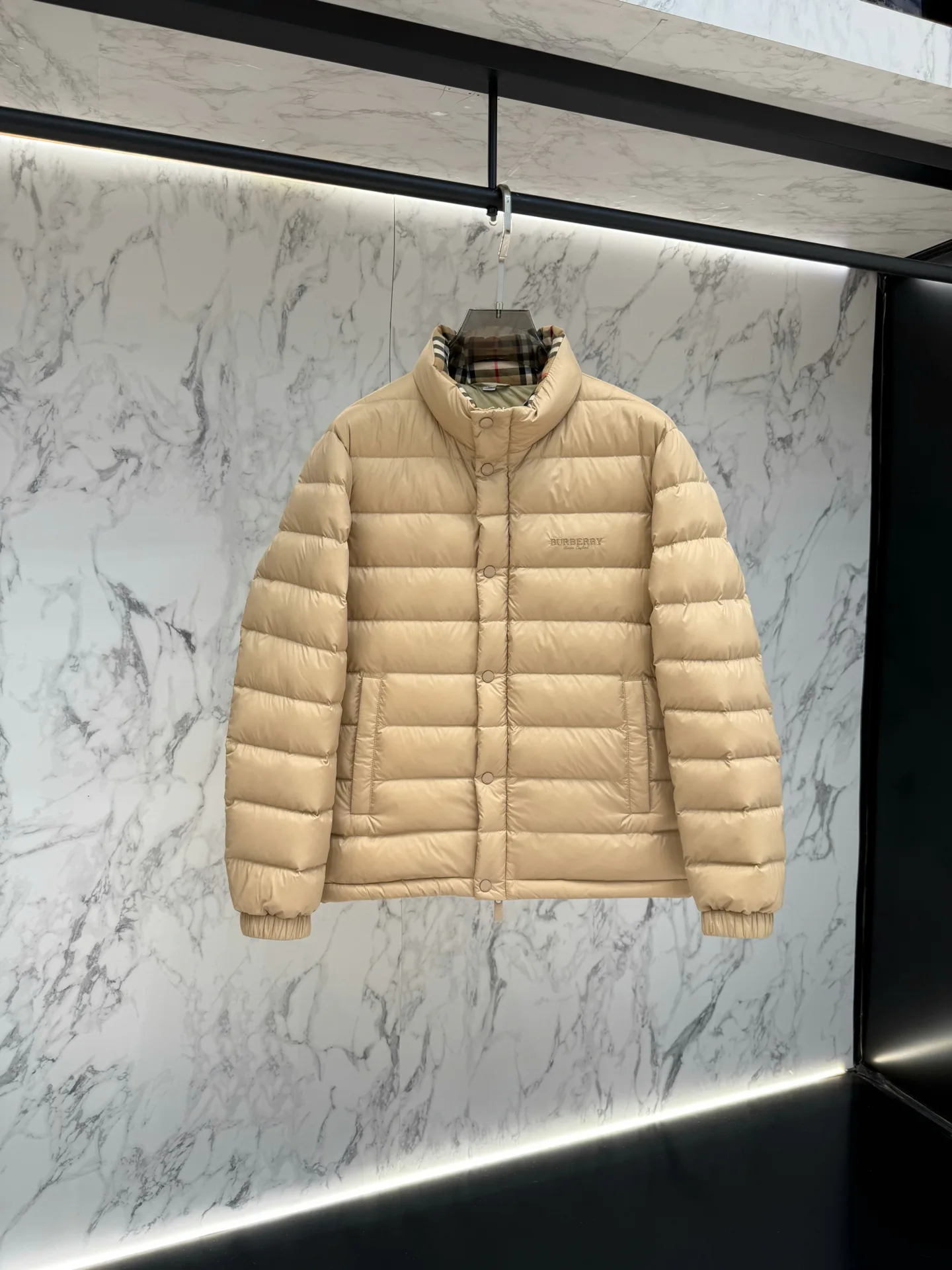 Men's Jackets And Down Jackets BURBERRY 18024079