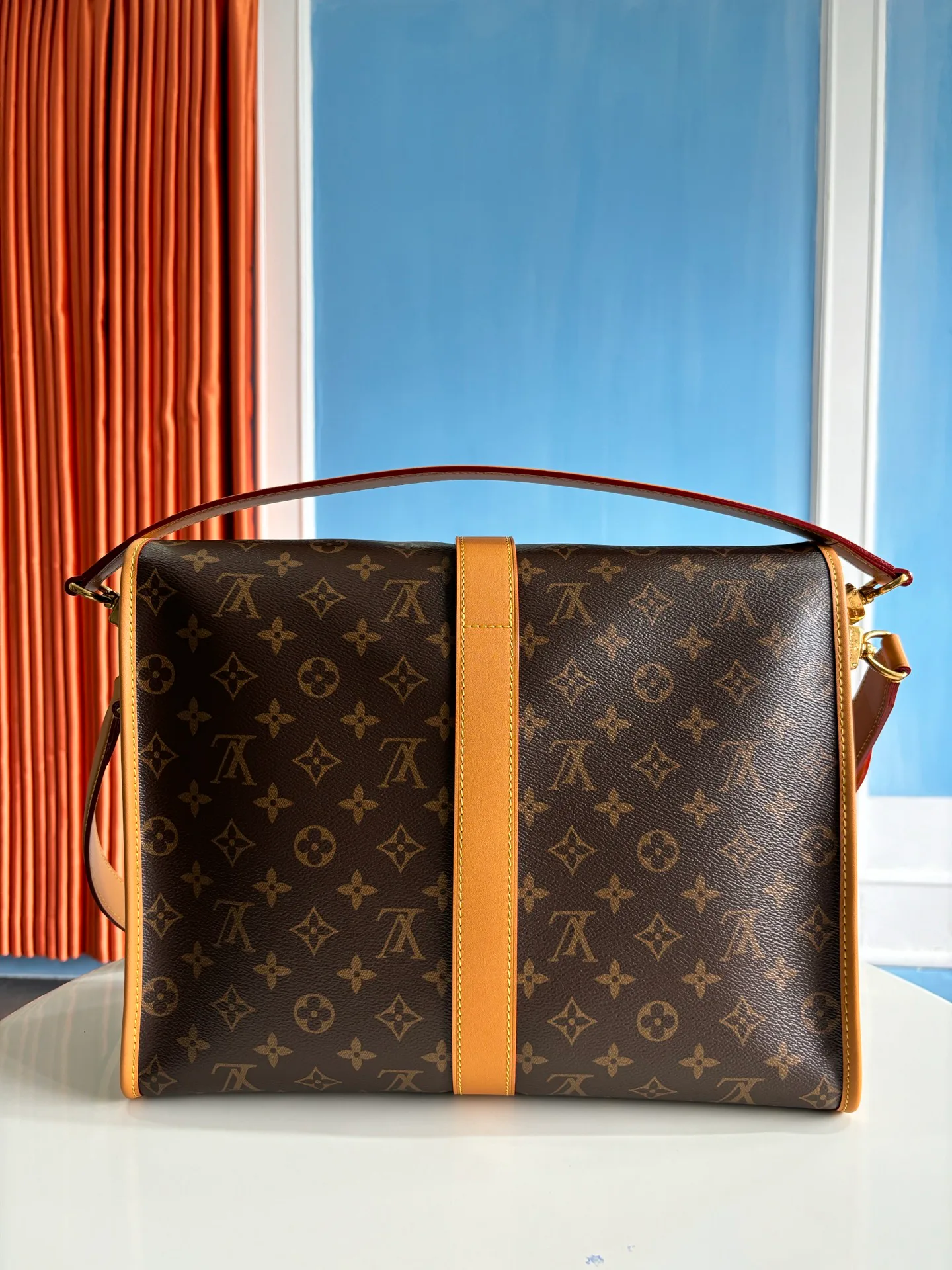 Women's Classic Handbags LOUIS VUITTON 18132417