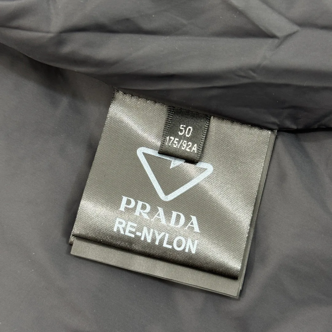 Men's Vests PRADA 18001996