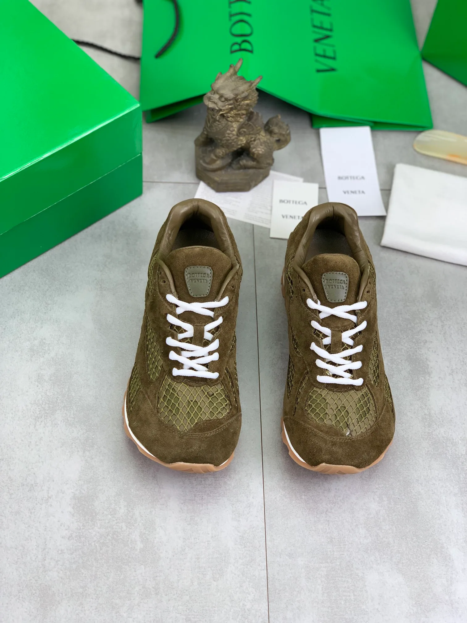 Women's Sneakers BOTTEGA VENETA 18365184