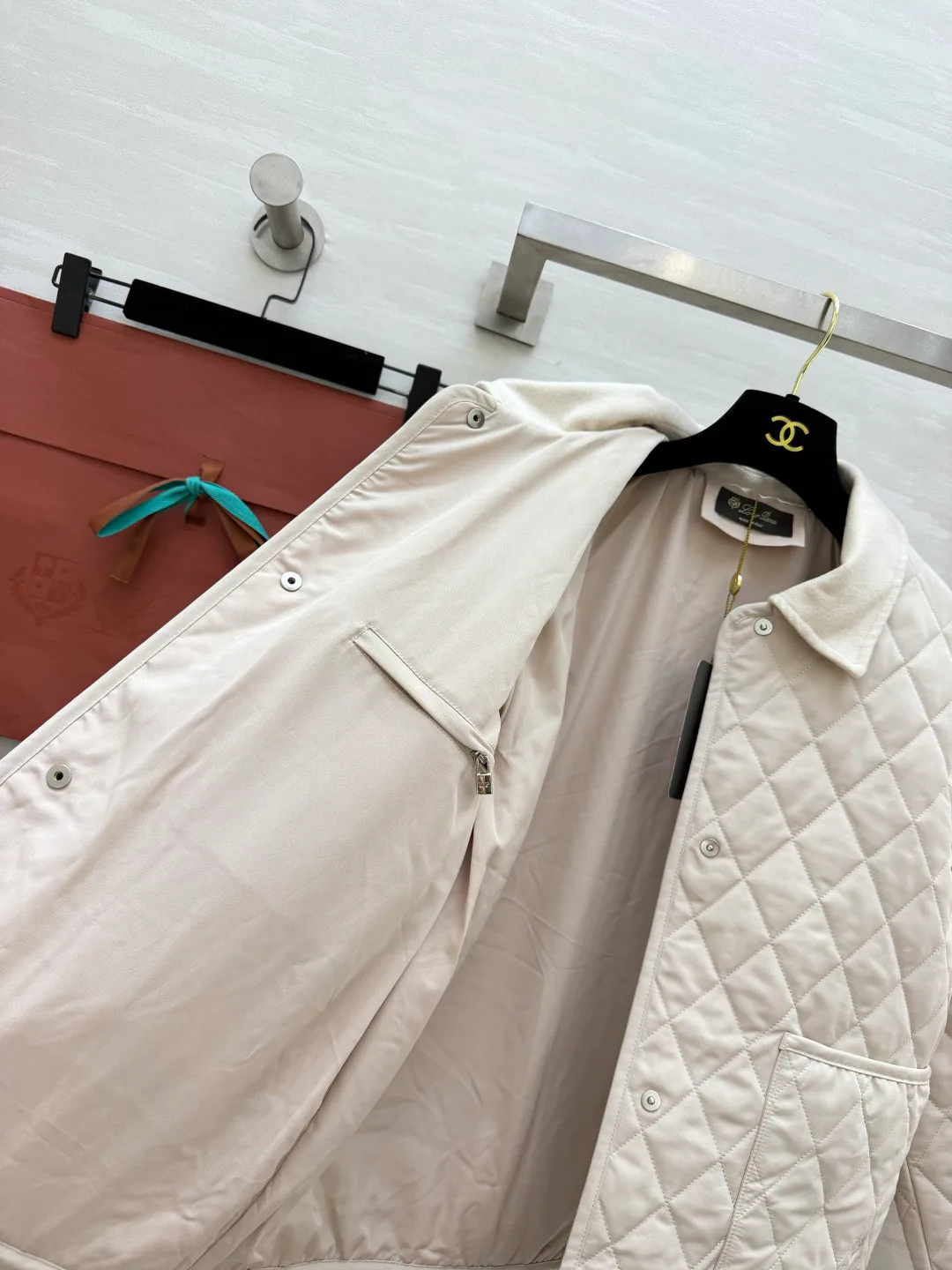 Women's Jackets And Down Jackets LORO PIANA 18276675