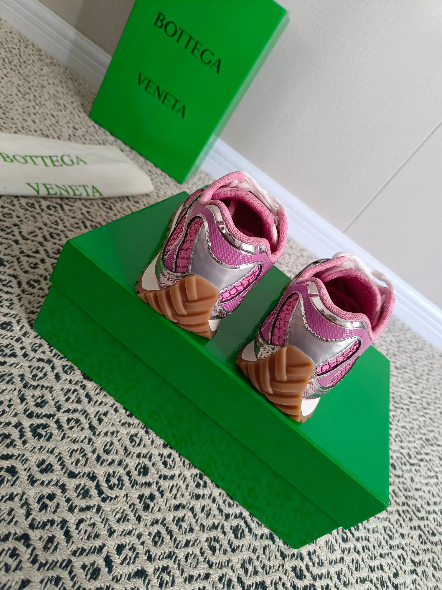 Women's Sneakers BOTTEGA VENETA 18273979
