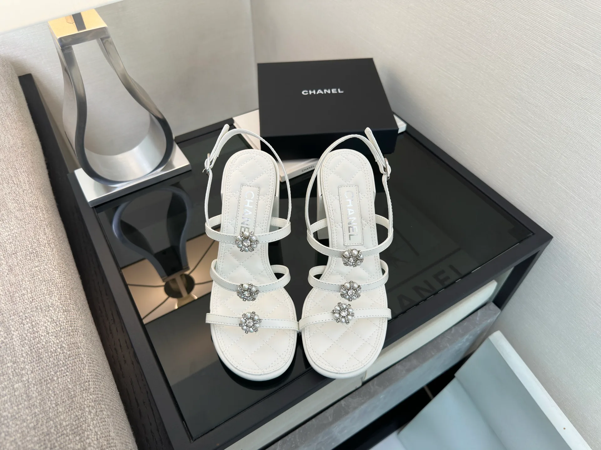 Women's Open-Toe Sandals CHANEL 18107372