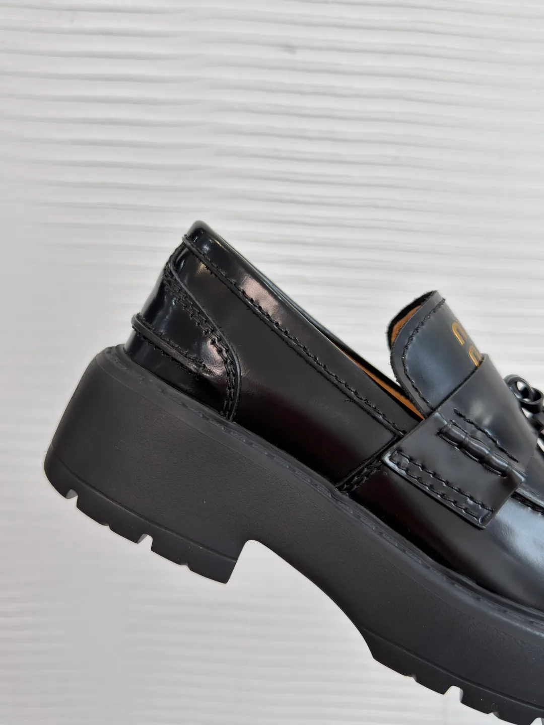 Women's Loafers And Moccasins MIU MIU 18125459