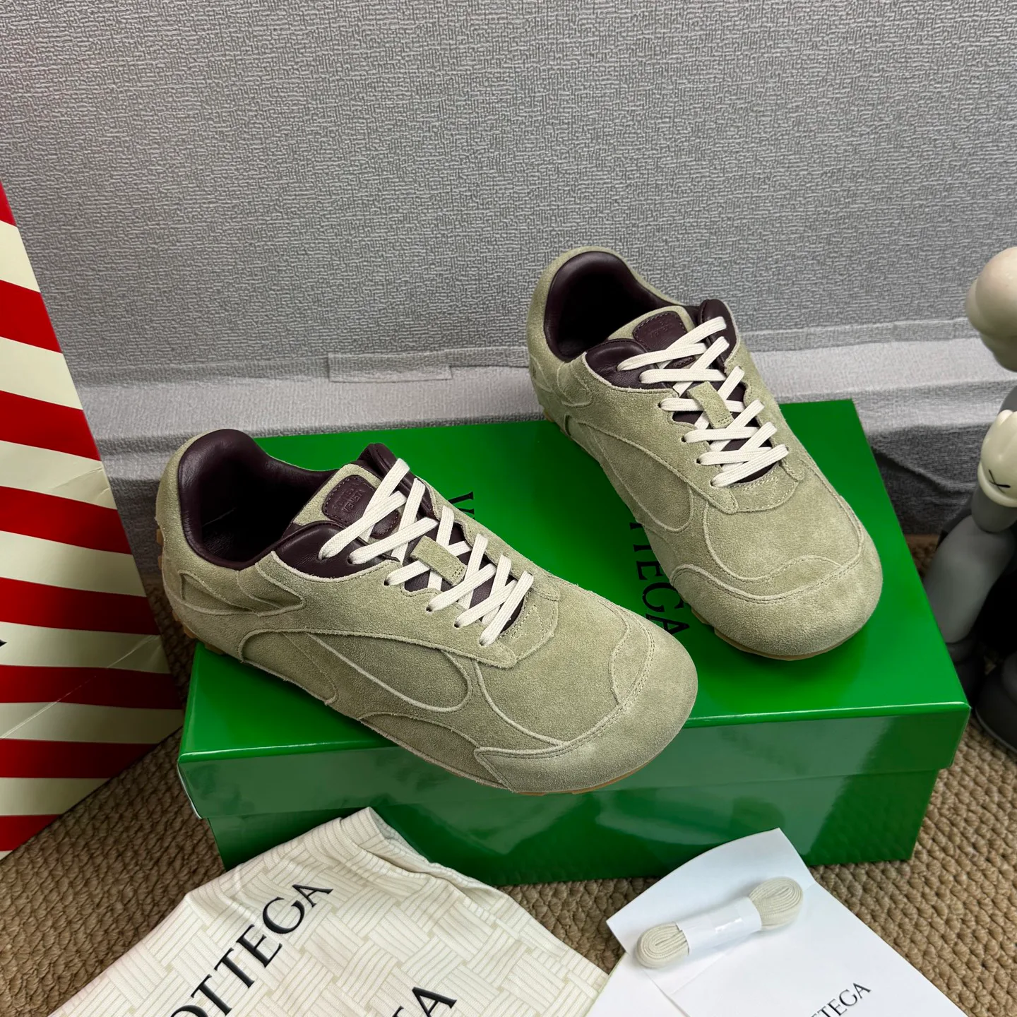 Women's Sneakers BOTTEGA VENETA 17808408