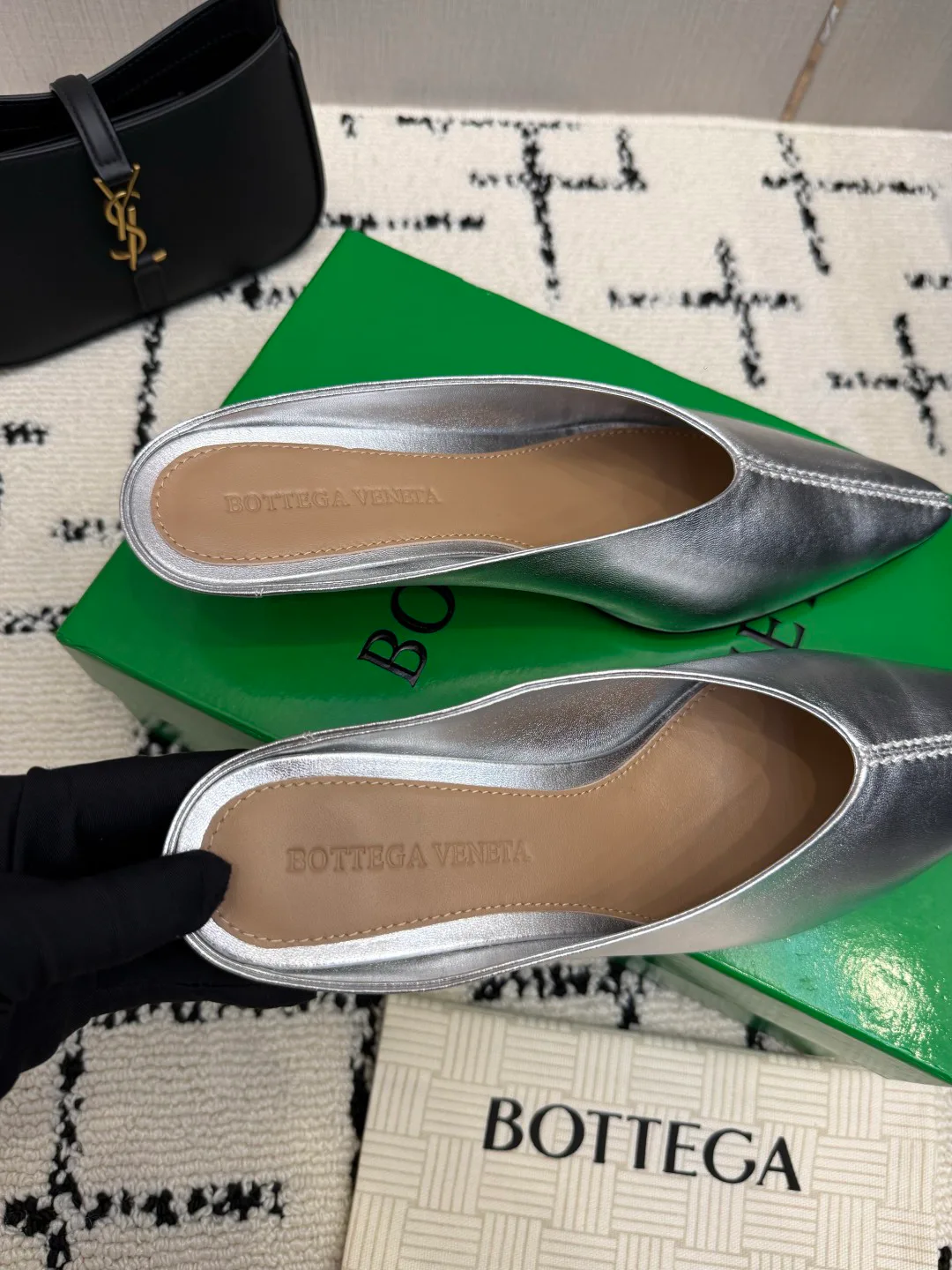 Women's Mules And Clogs BOTTEGA VENETA 18135178