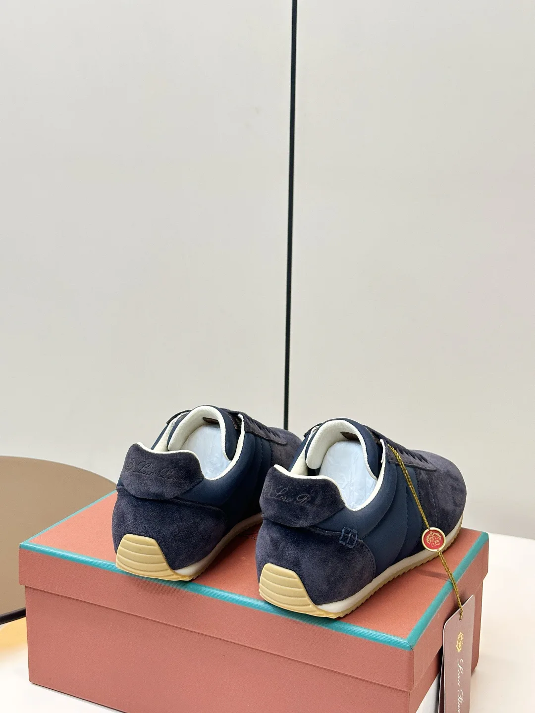 Women's Sneakers LORO PIANA 17464230