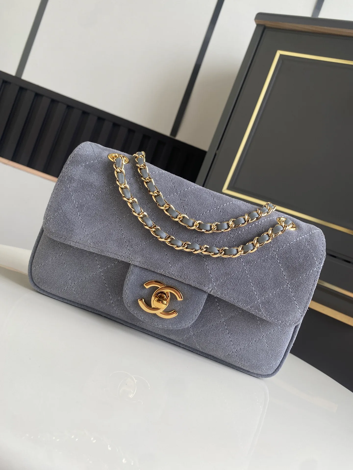 Women's Classic Handbags CHANEL 17933316