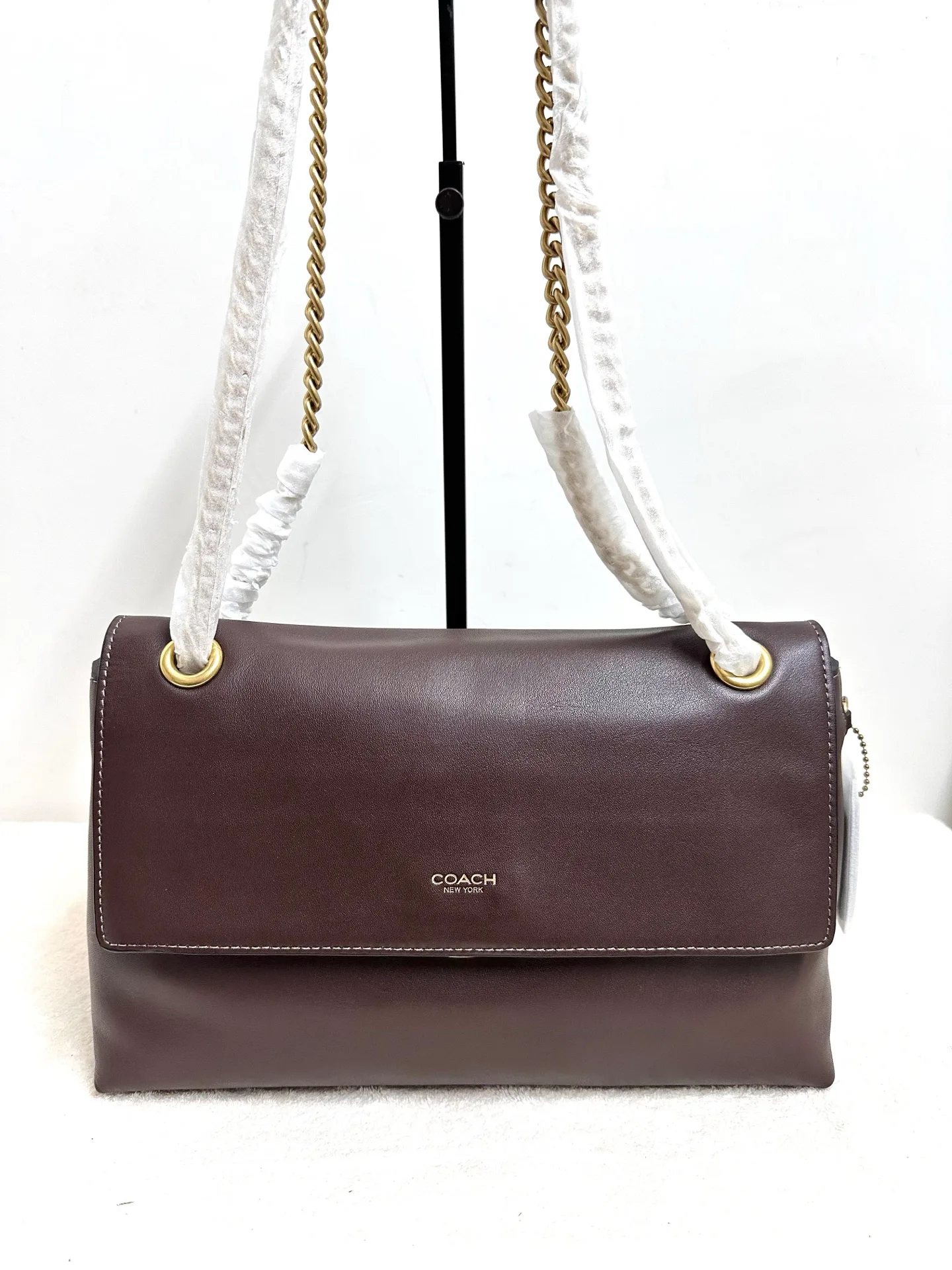 Women's Classic Handbags COACH 18517347