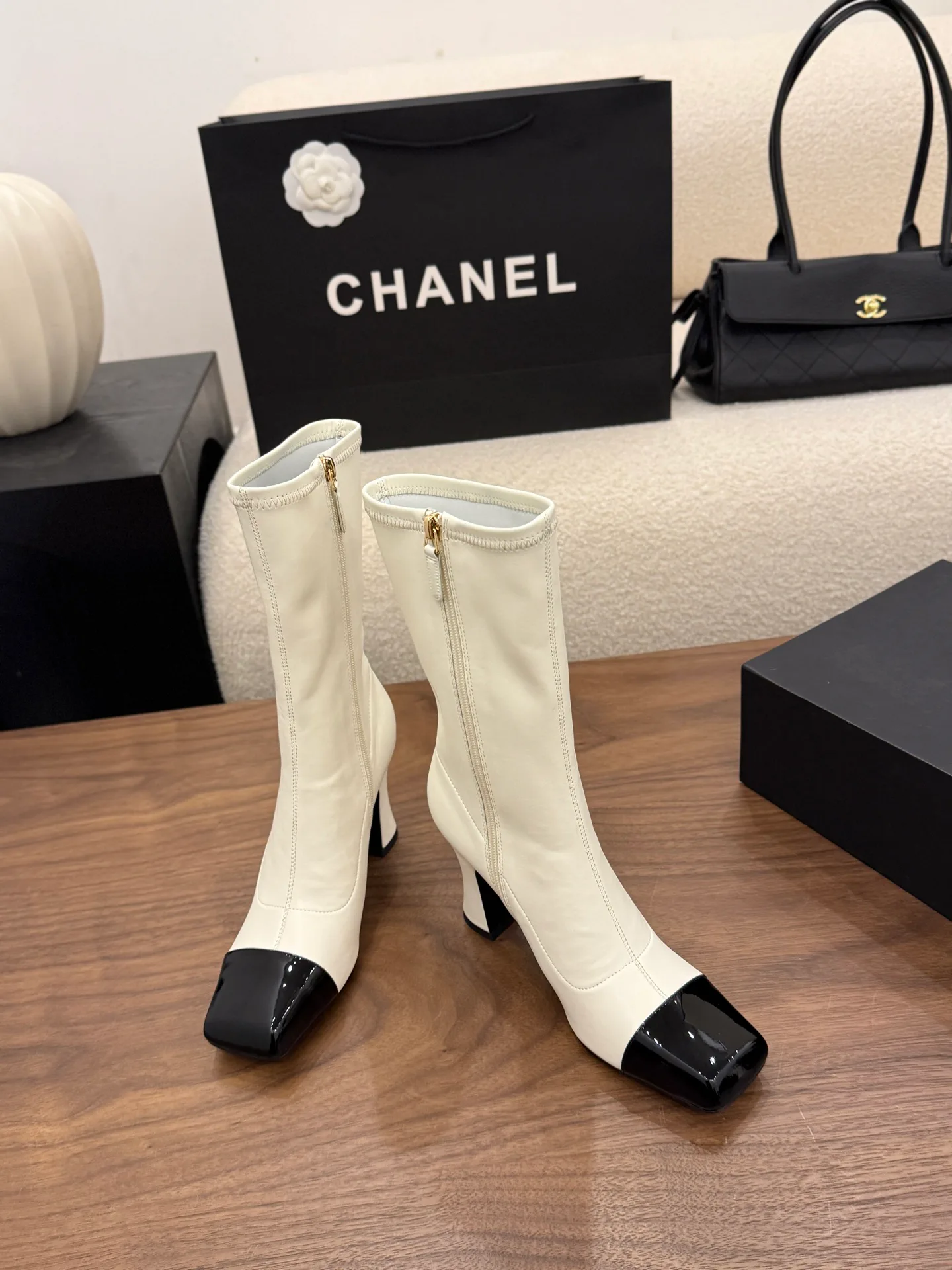 Сапоги Женские Chanel 18628122