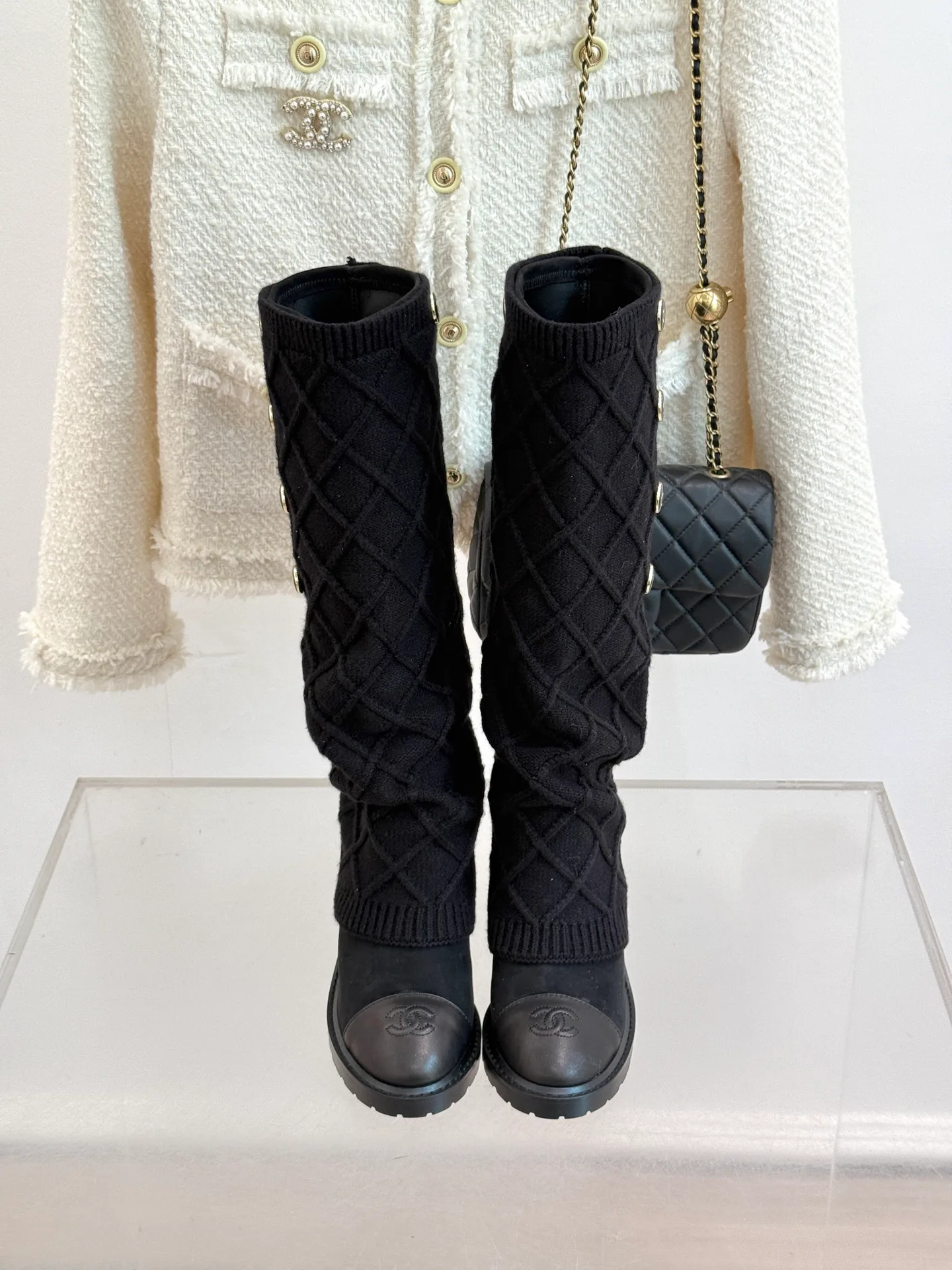 Women's Boots CHANEL 17831309