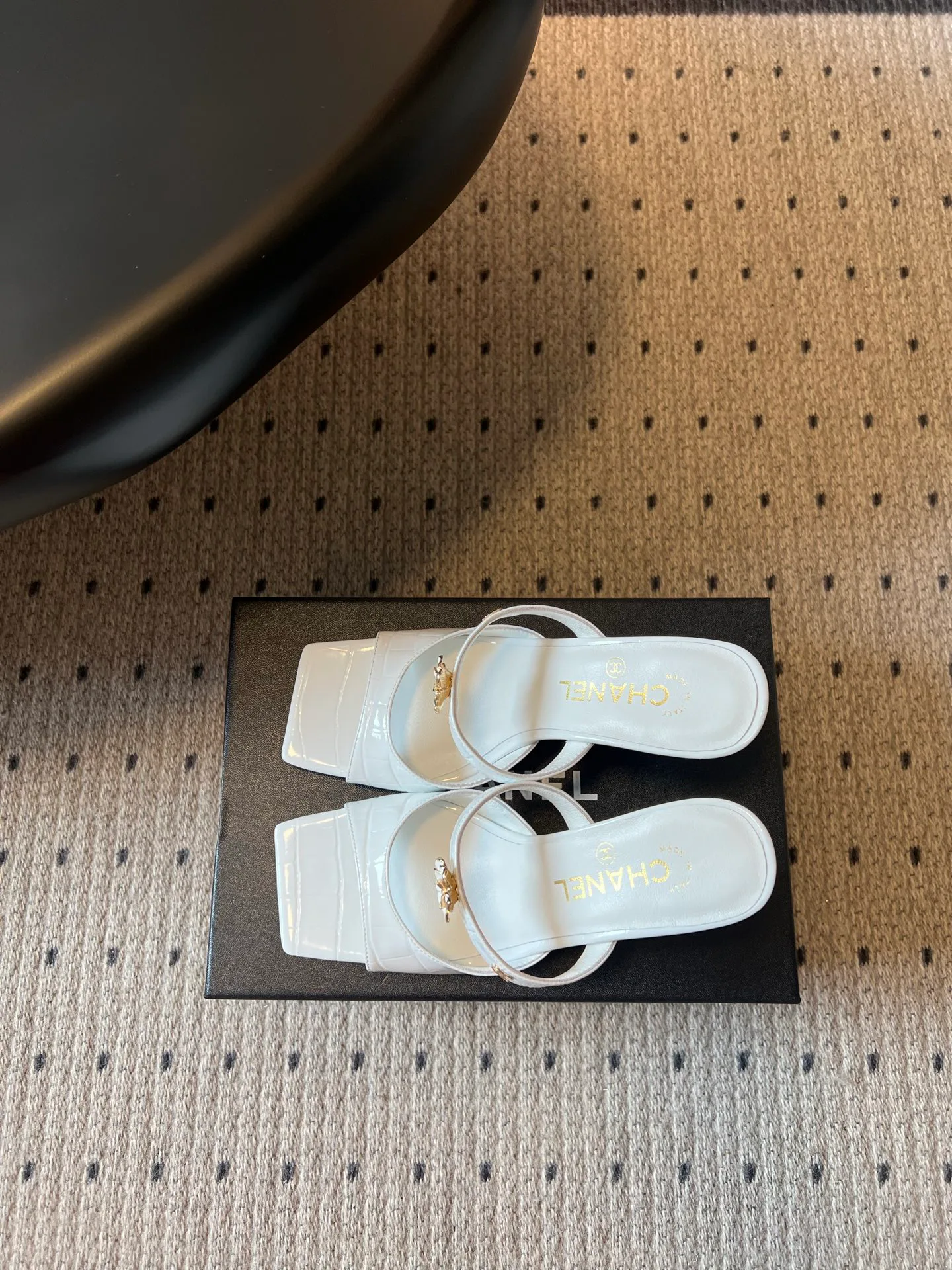 Women's Open-Toe Sandals CHANEL 17014737