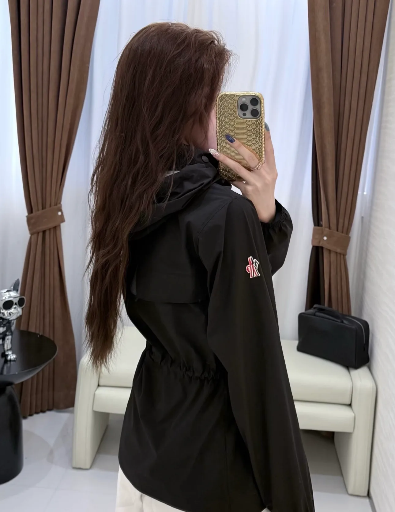 Women's Jackets And Down Jackets MONCLER 17288126