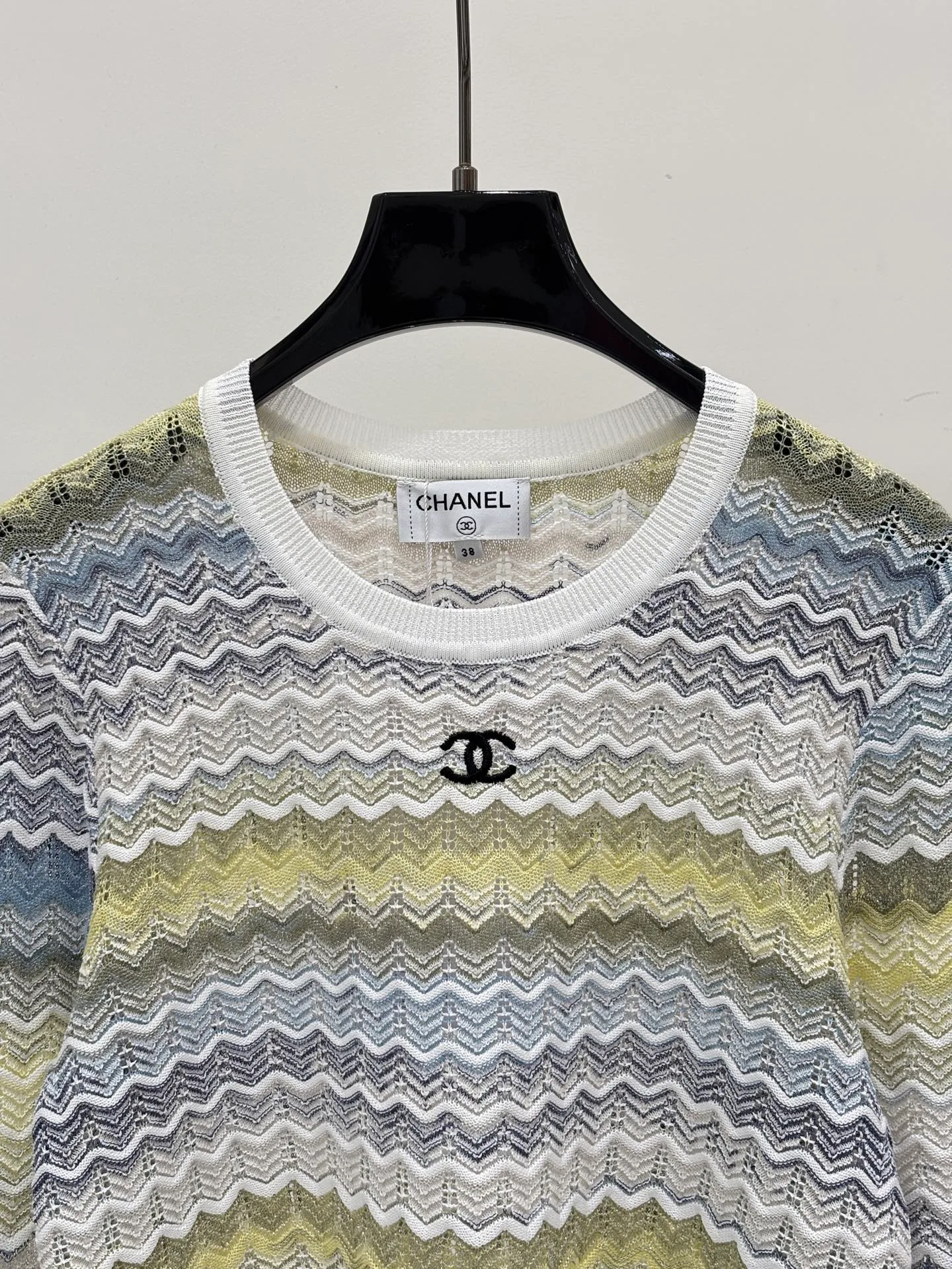 Women's Jumpers And Sweaters CHANEL 18137923
