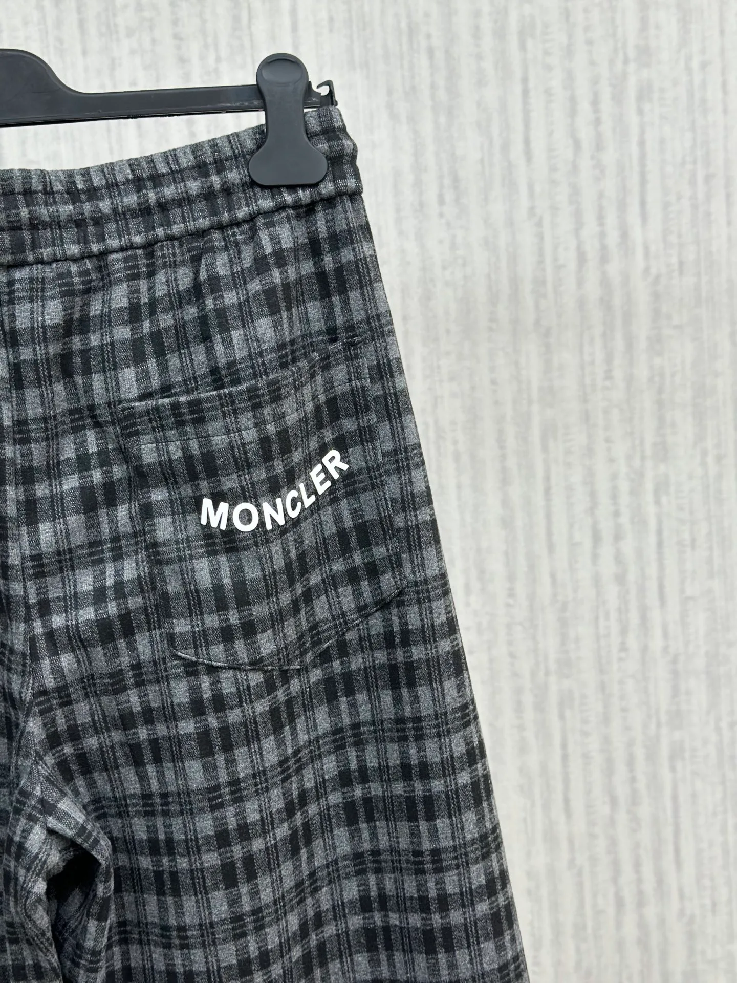 Брюки Мужские Moncler 18566803