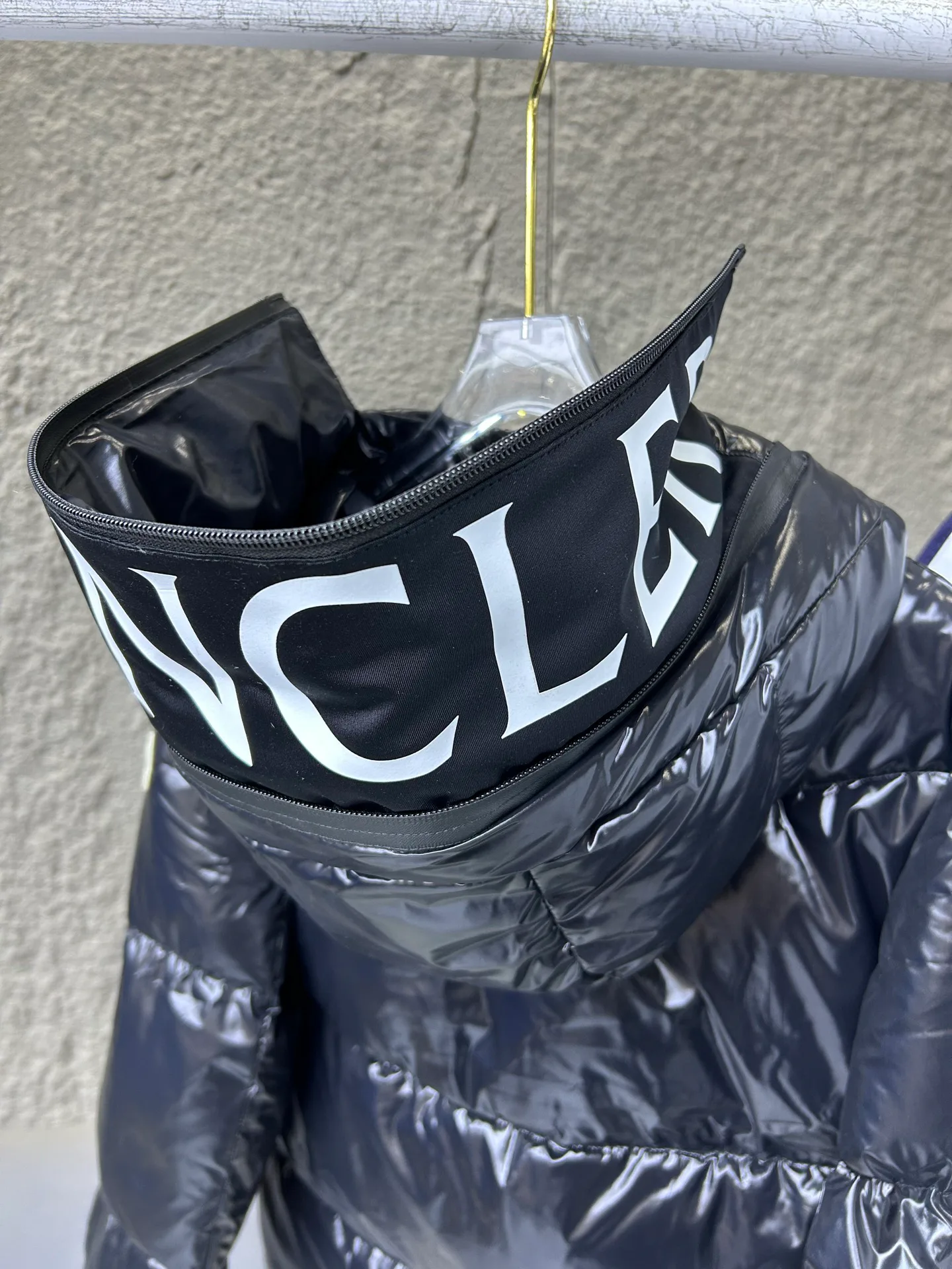 Women's Jackets And Down Jackets MONCLER 17964478