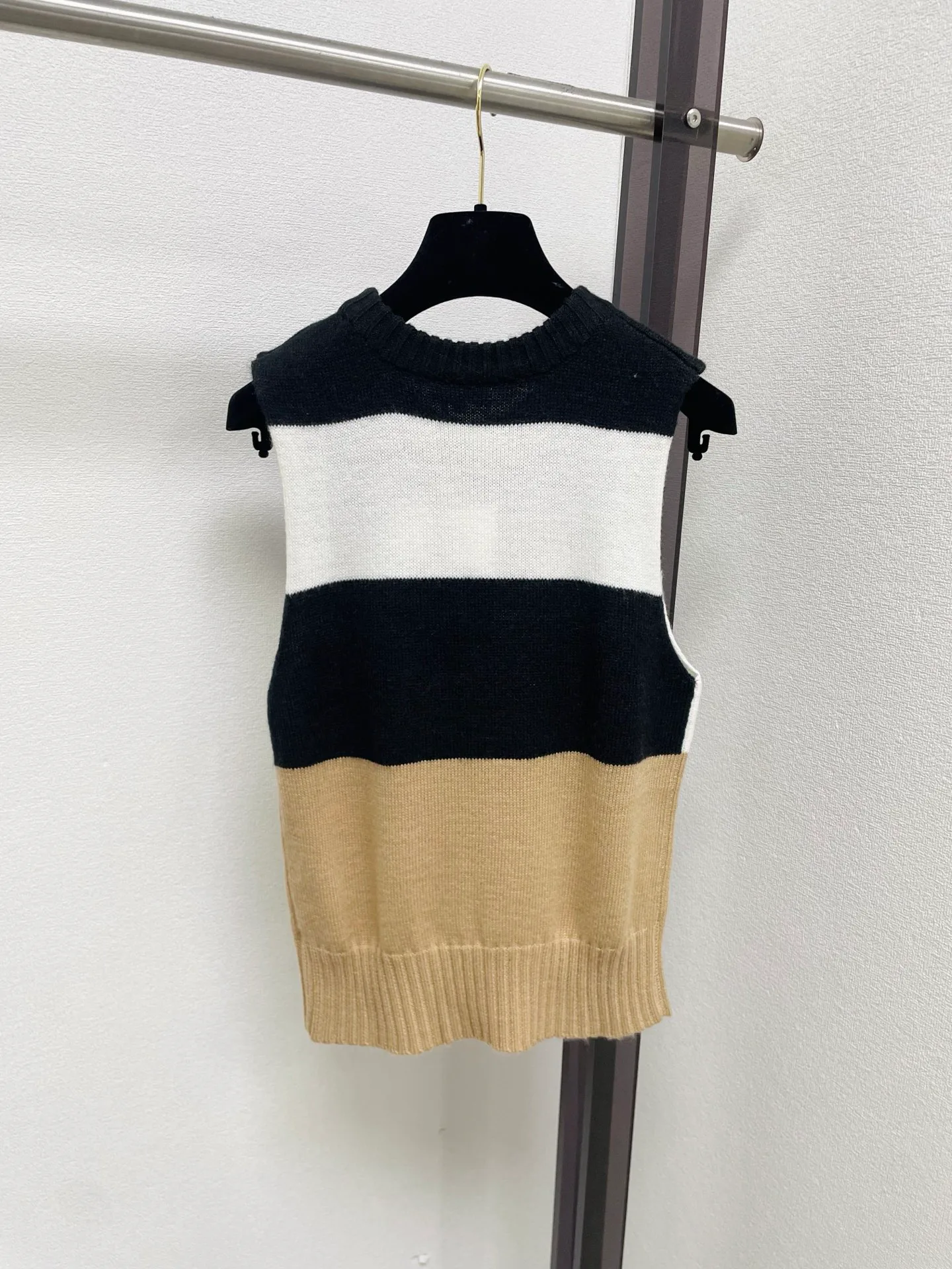 Women's Vests CHANEL 18138622
