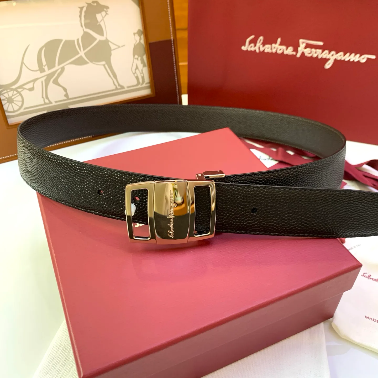 Belts SALVATORE FERRAGAMO 18040274