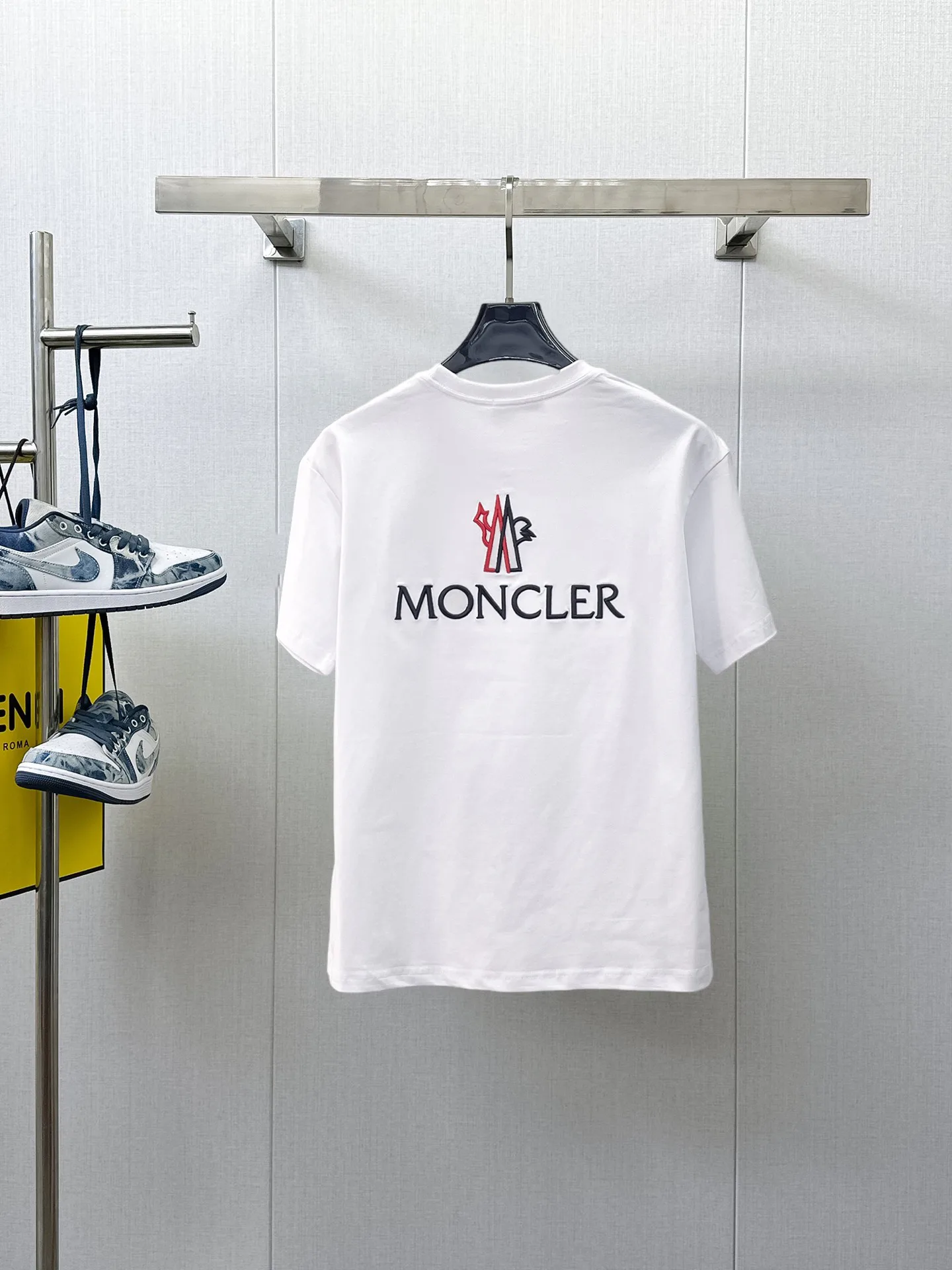 Men's T-Shirts MONCLER 17371090