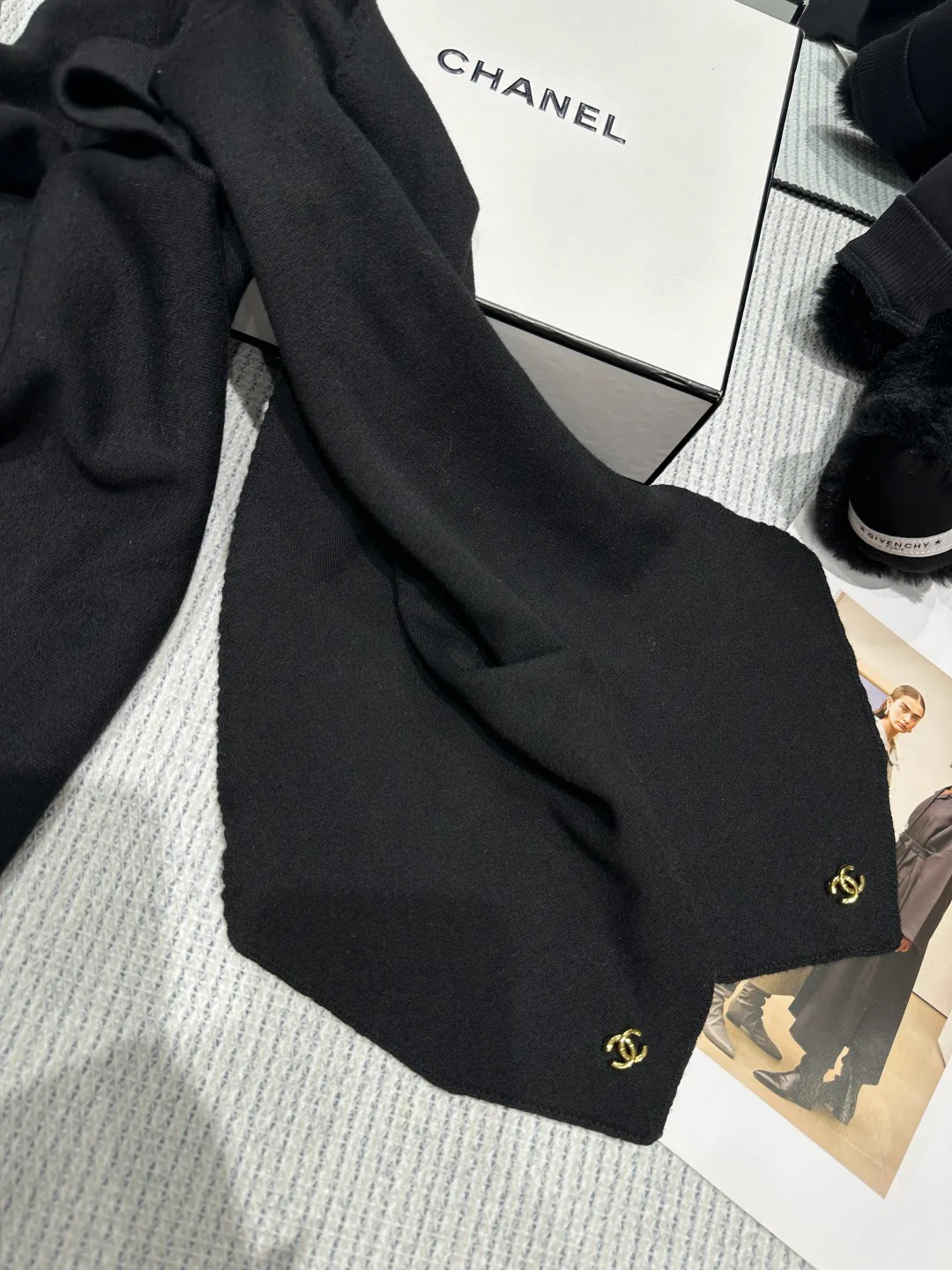 Women's Jumpers And Sweaters CHANEL 18138049