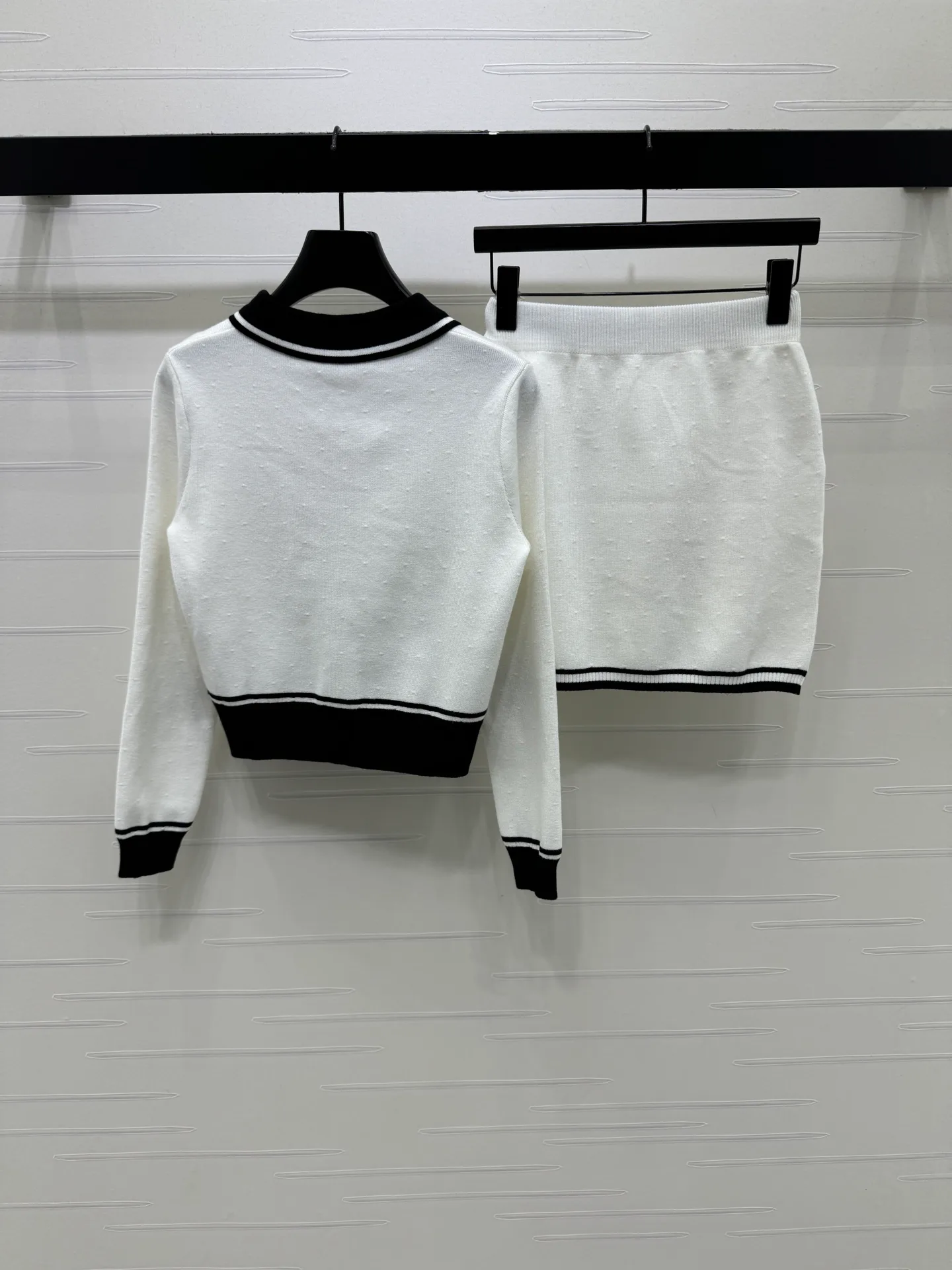 Women's Jumpers And Sweaters MIU MIU 18038345