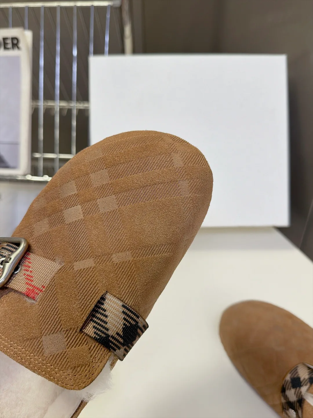 Women's Mules And Clogs BURBERRY 18092320