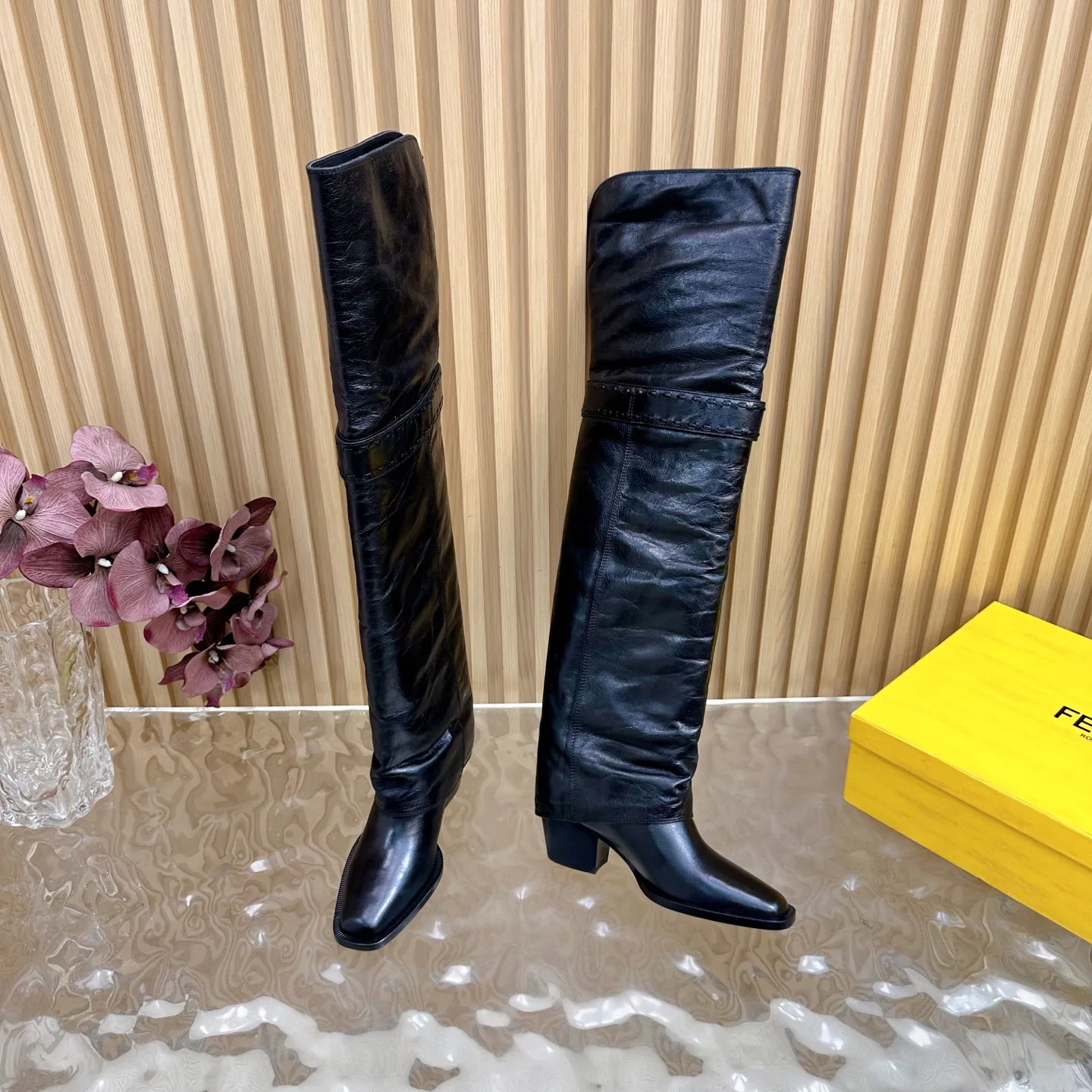 Women's Boots FENDI 18235460