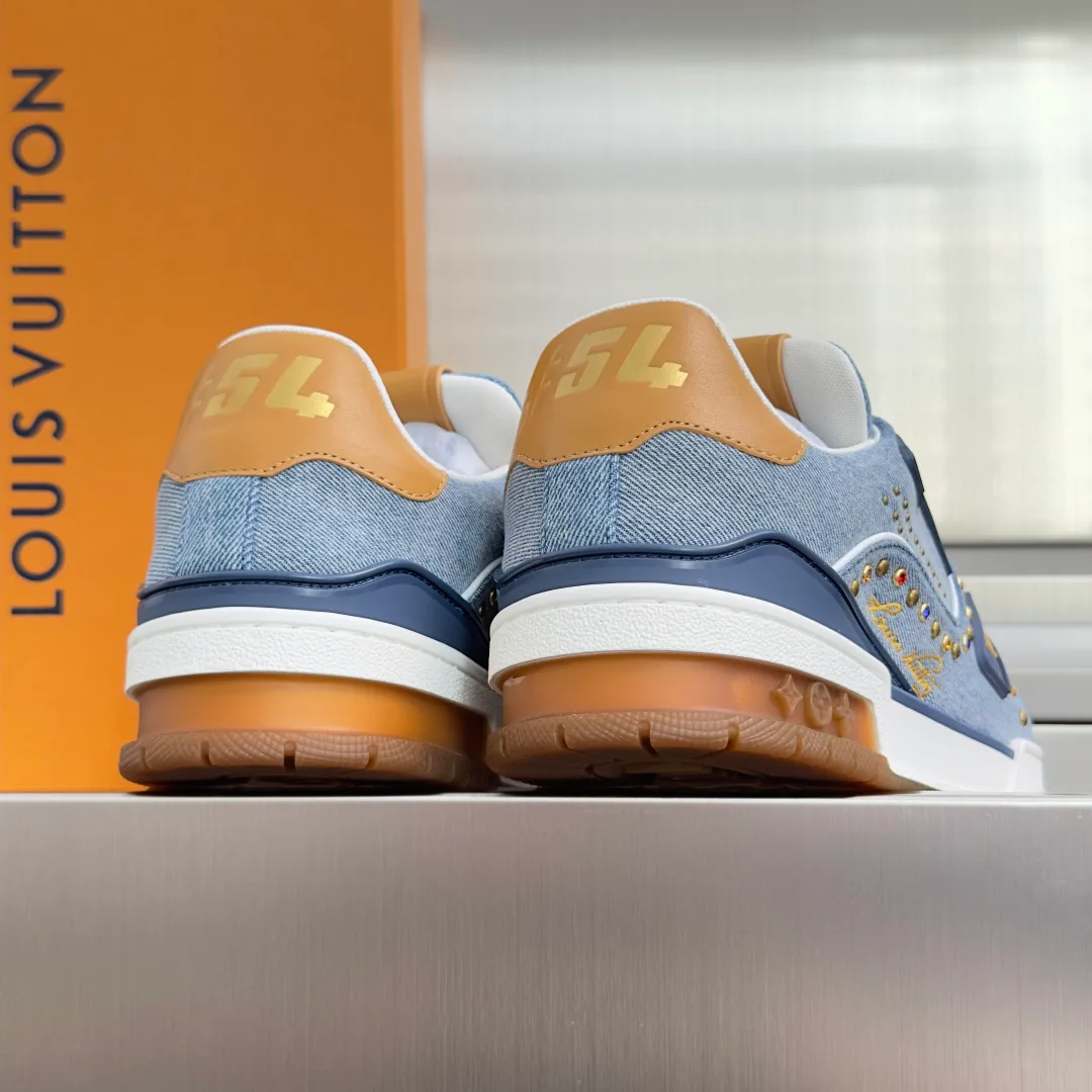 Men's Sneakers LOUIS VUITTON 17415482