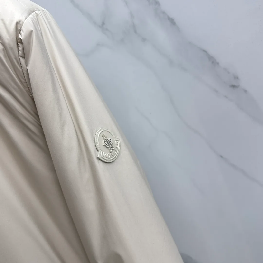 Куртки И Пуховики Мужские Moncler 18596984