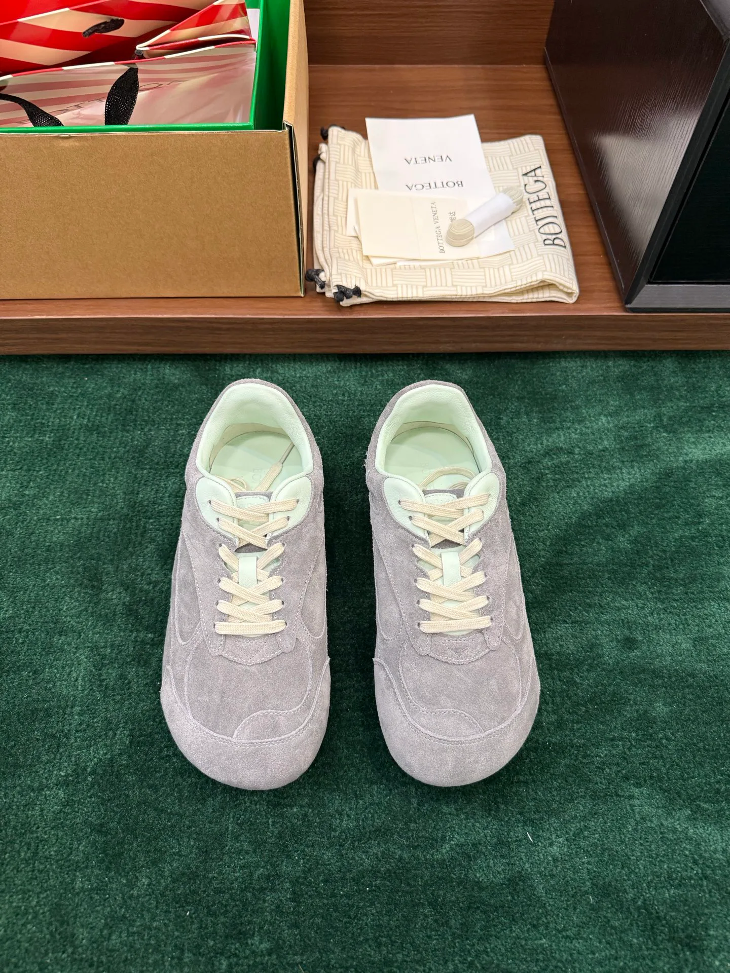 Women's Sneakers BOTTEGA VENETA 17386198