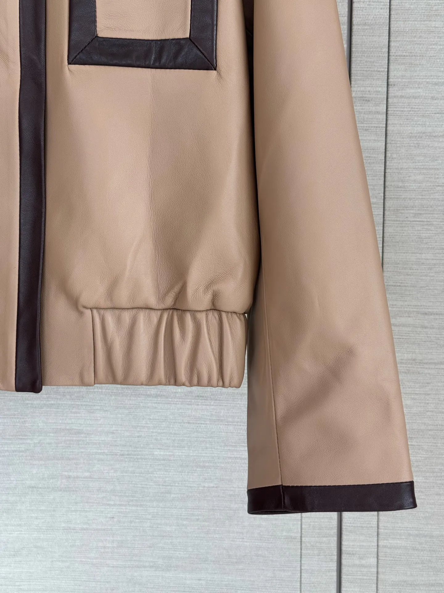 Women's Leather Jackets And Sheepskin Coats CHANEL 17925708