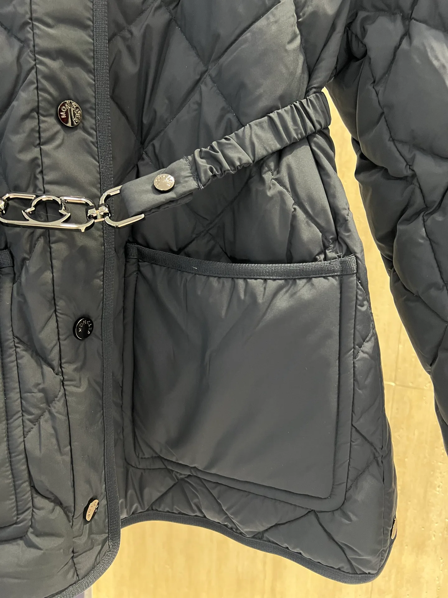 Men's Jackets And Down Jackets MONCLER 18231456