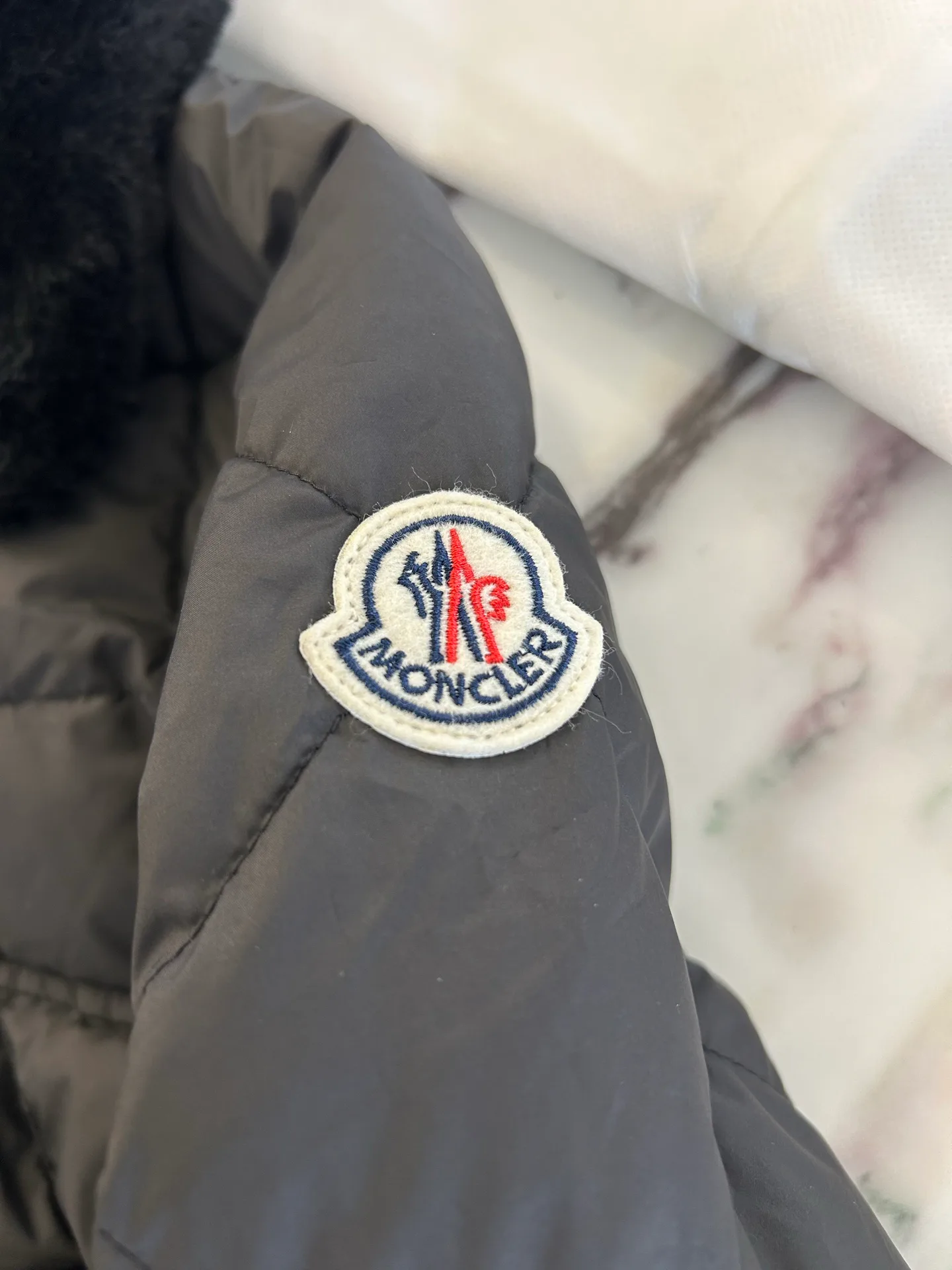 Men's Jackets And Down Jackets MONCLER 18231454