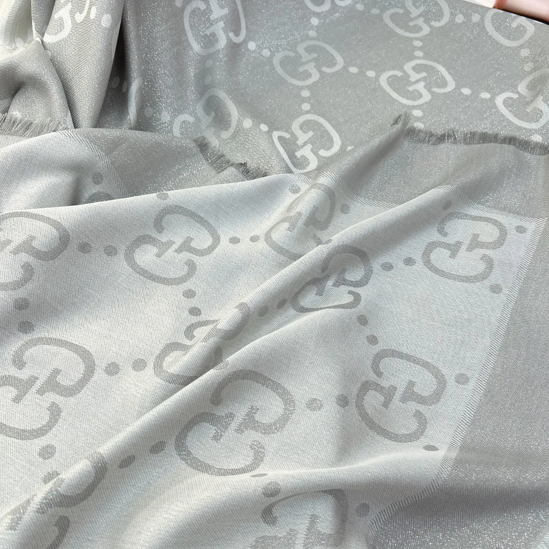 Scarves GUCCI 17992466