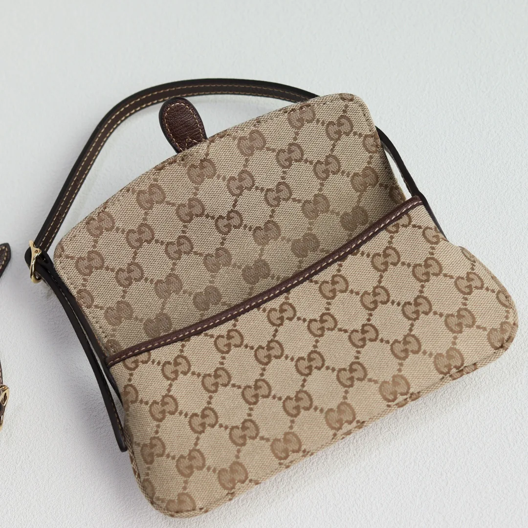 Women's Classic Handbags GUCCI 17947814