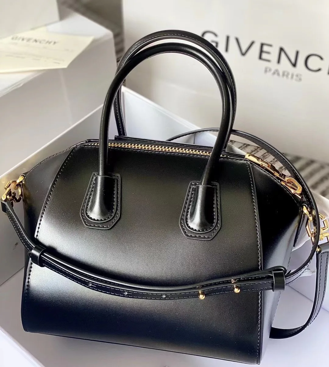 Women's Classic Handbags GIVENCHY 18452631
