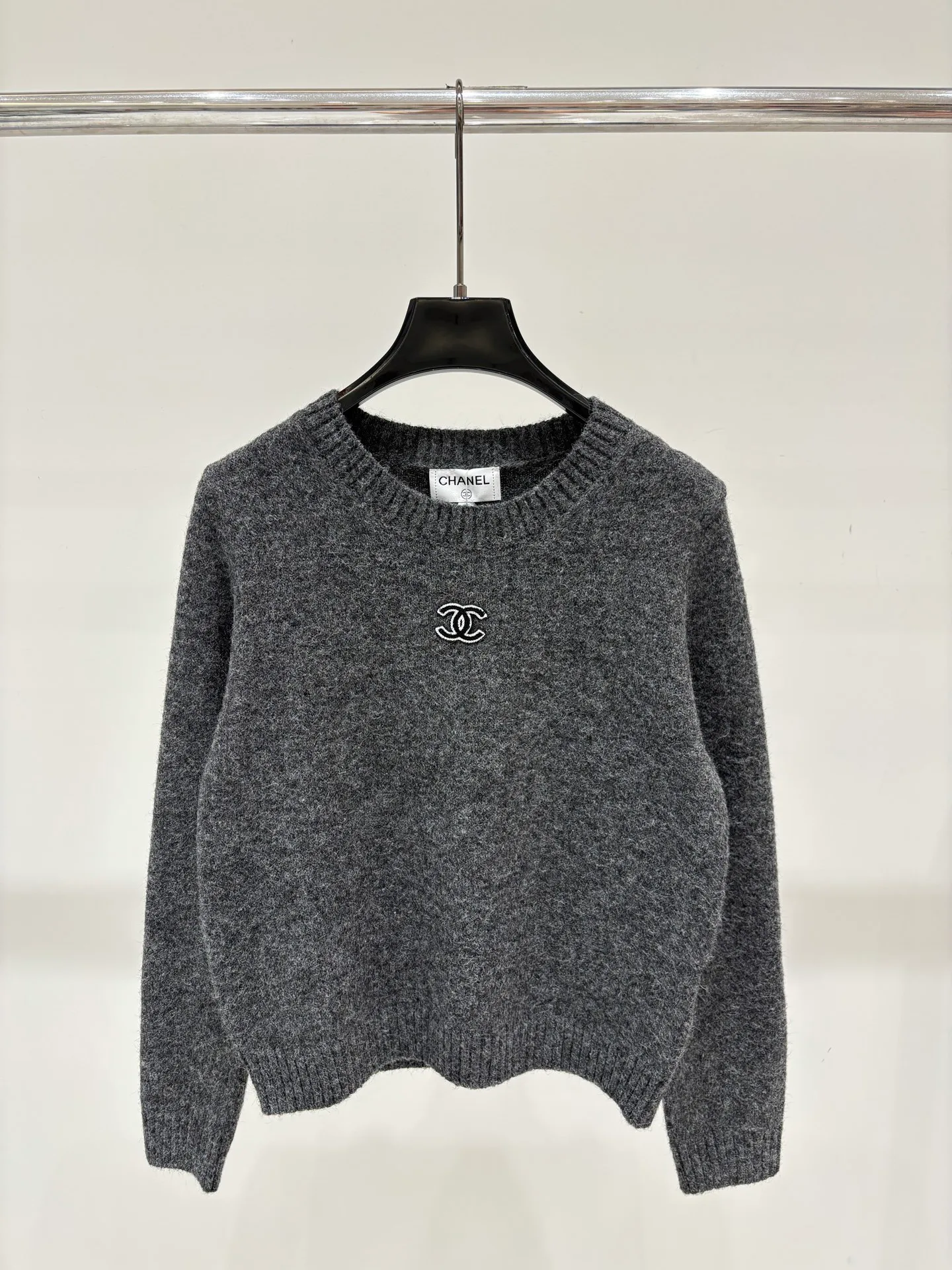 Women's Jumpers And Sweaters CHANEL 17932552