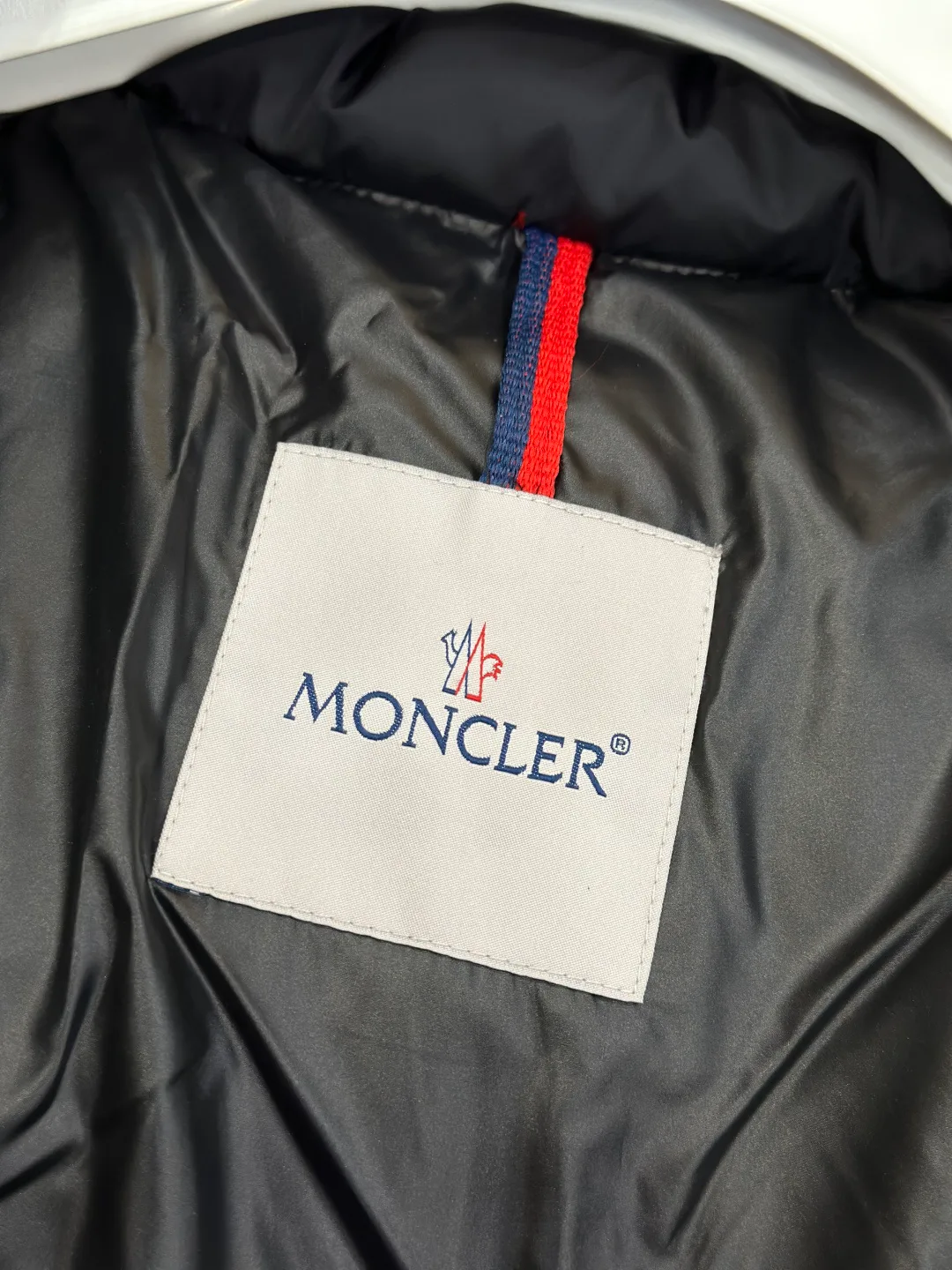 Men's Jackets And Down Jackets MONCLER 18461306