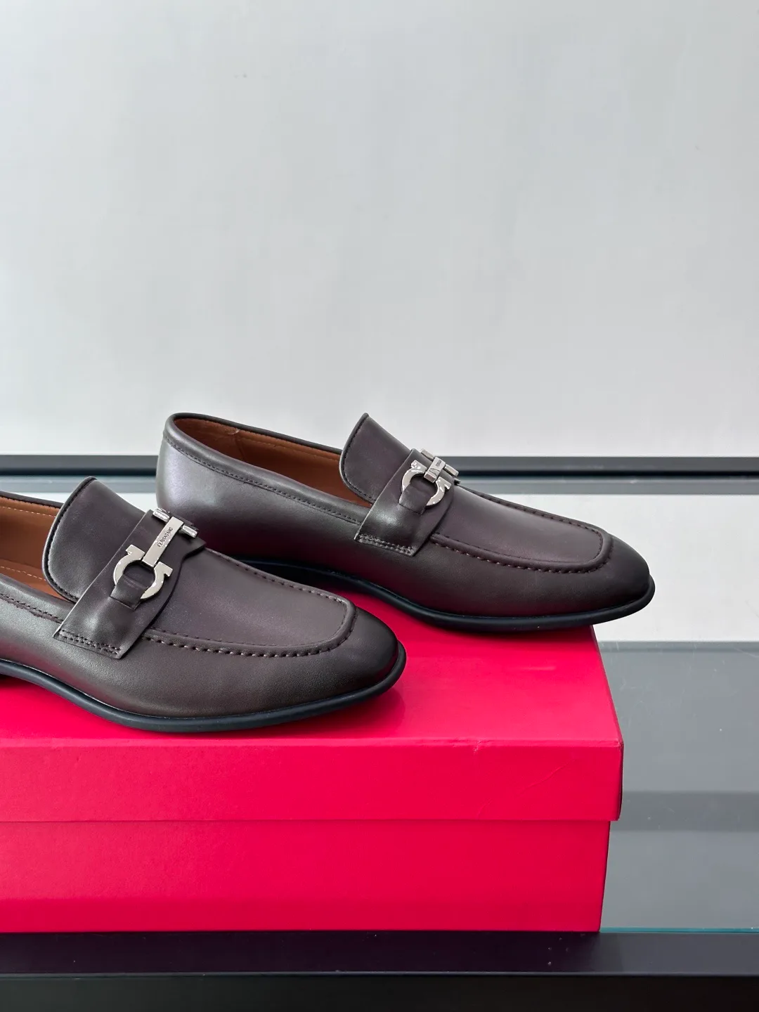 Men's Loafers And Dress Shoes SALVATORE FERRAGAMO 18079492