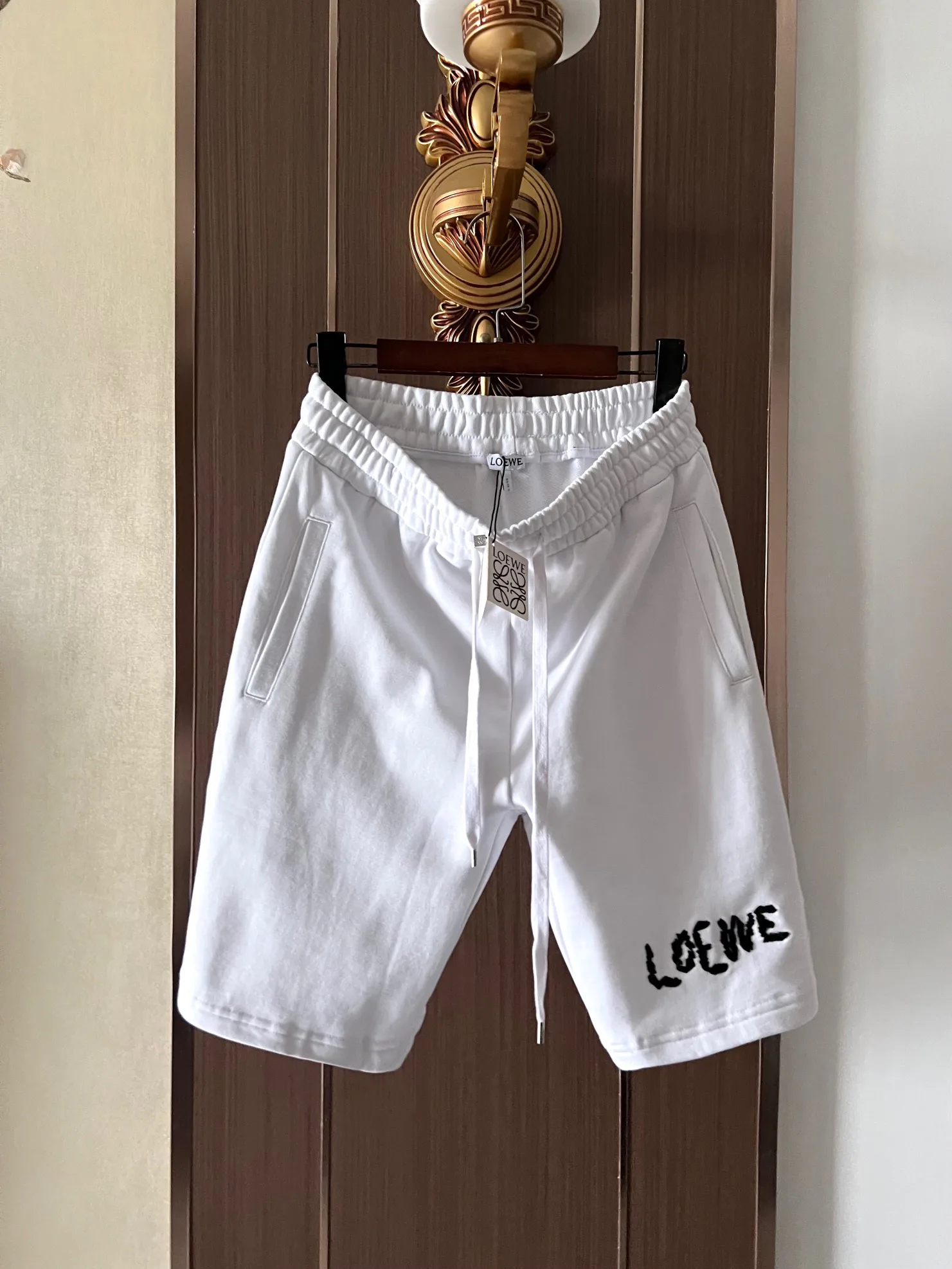Women's Shorts LOEWE 17961266