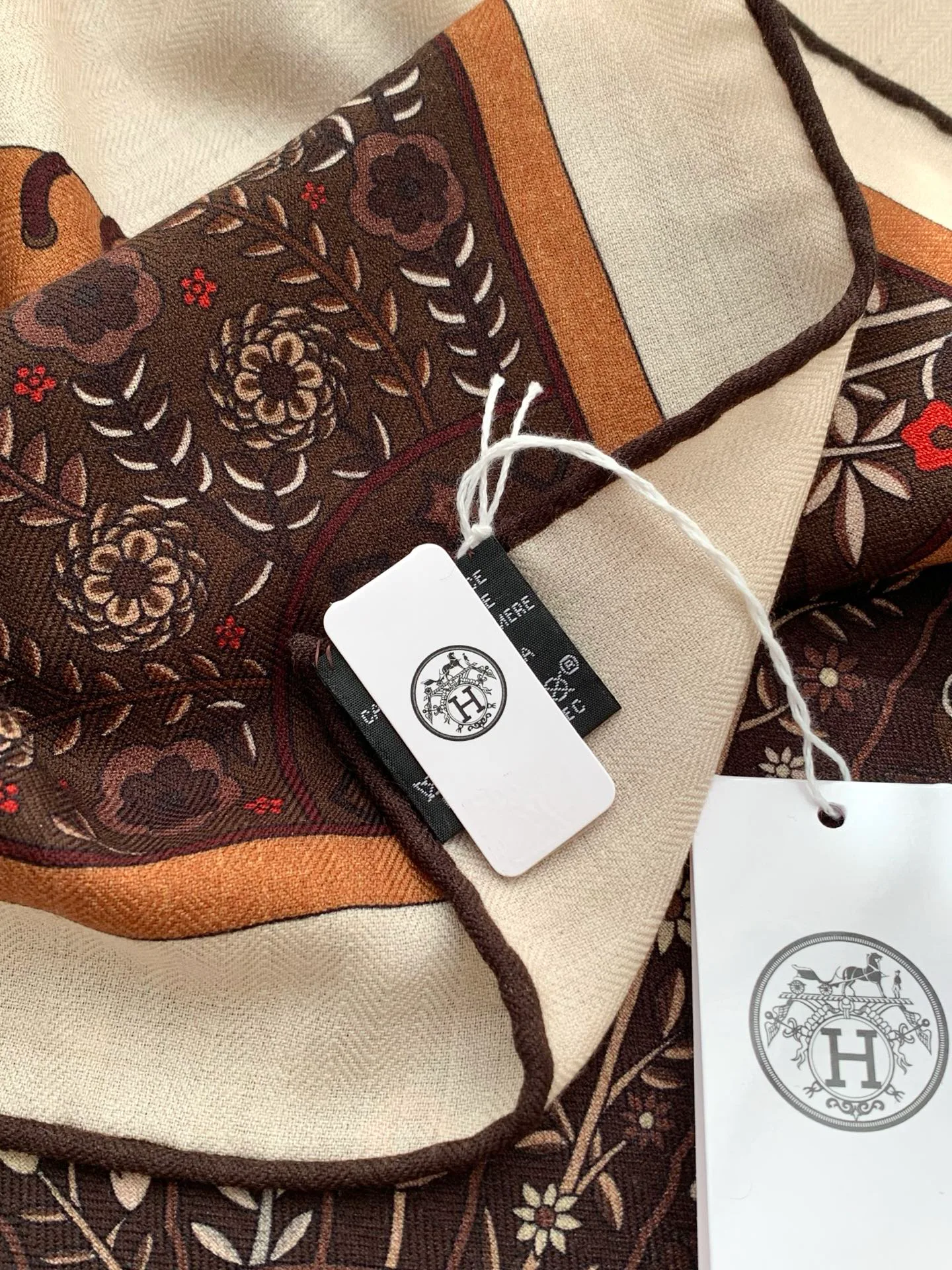 Silk Scarves HERMES 18222483