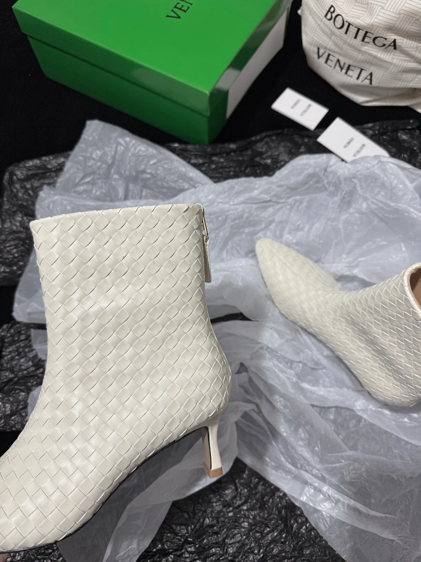 Women's Booties BOTTEGA VENETA 18502154